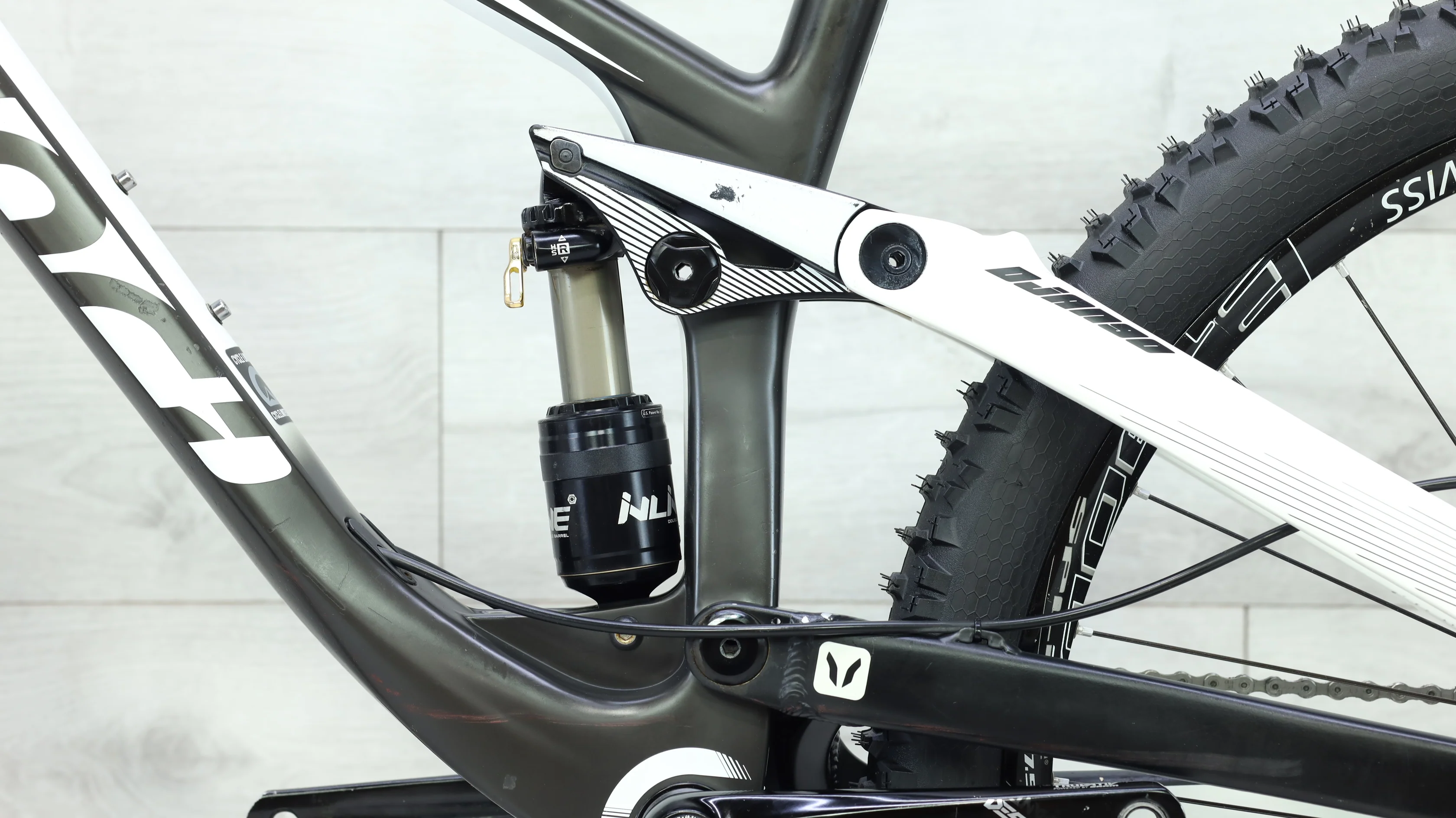 Devinci Django Carbon RS Mountain Bike - 2017, Large - Image 10