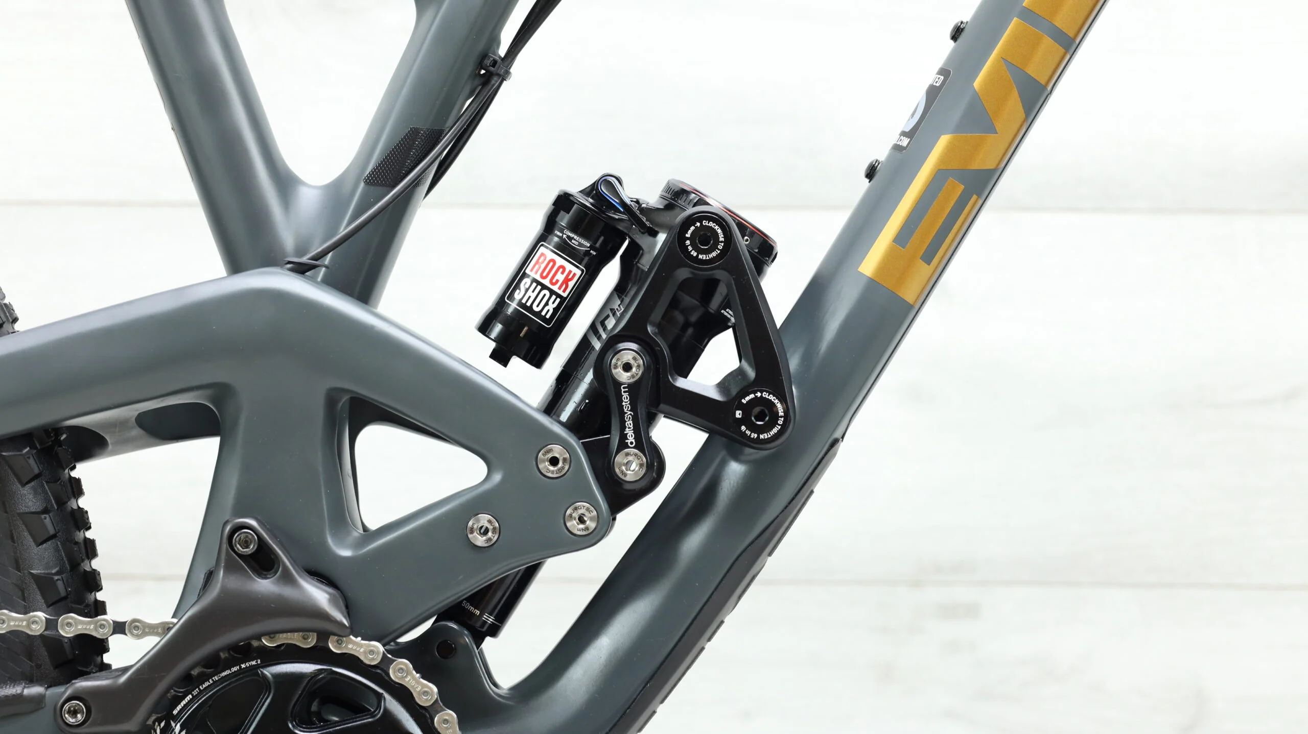 2017 Evil Calling Mountain Bike - Medium - Image 9