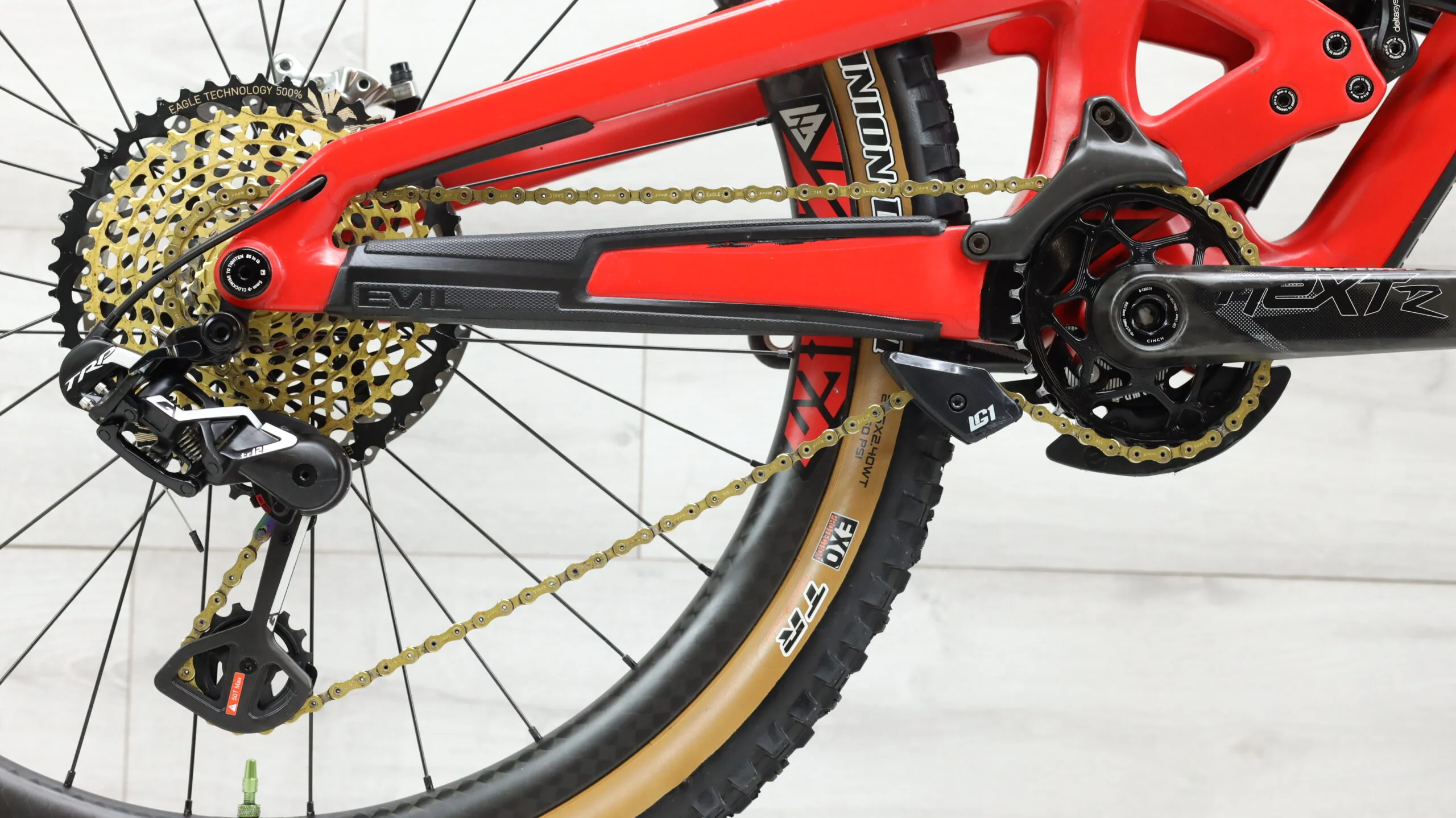 2017 Evil Insurgent  Mountain Bike - Medium - Image 4