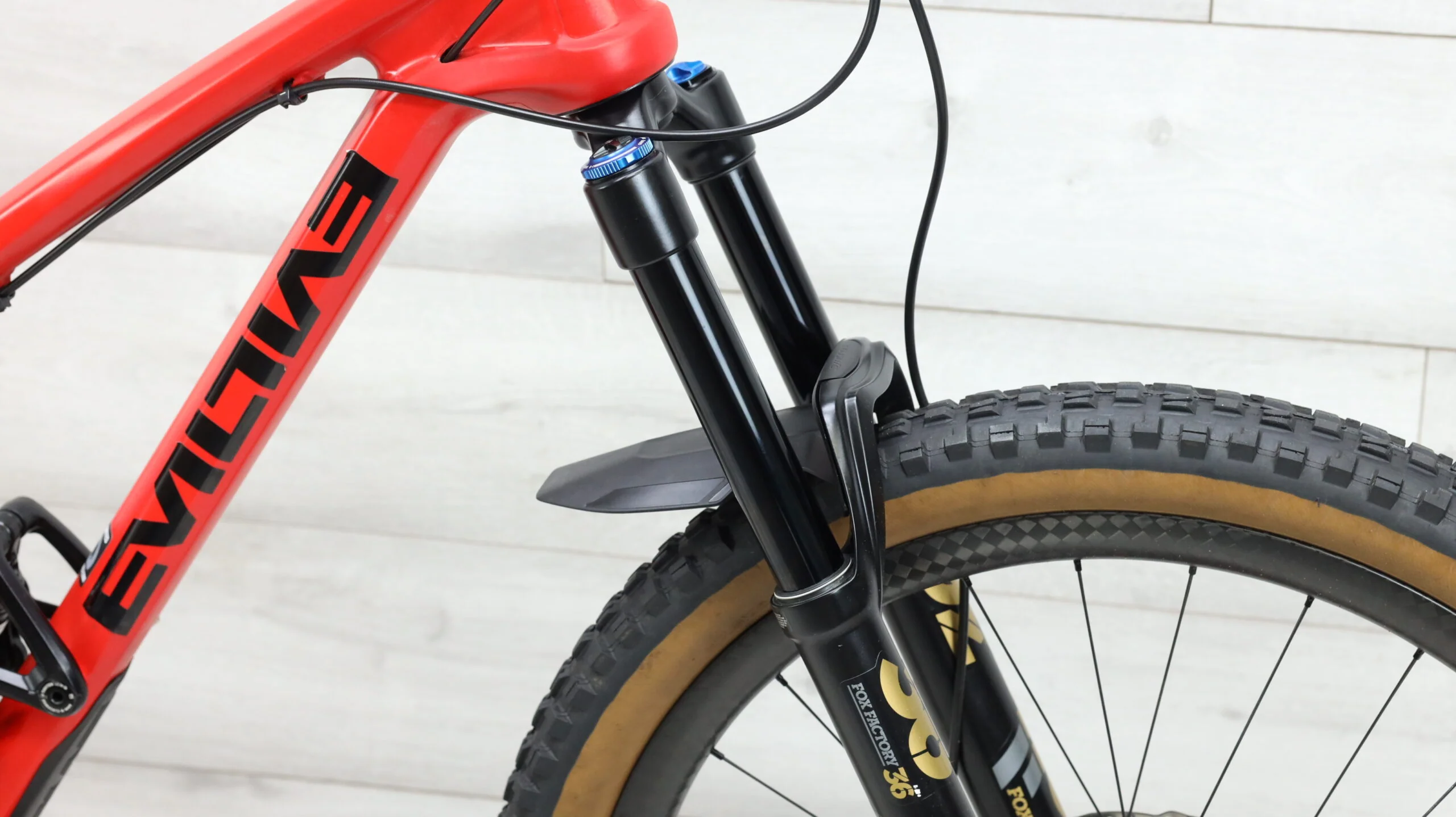 2017 Evil Insurgent  Mountain Bike - Medium - Image 7