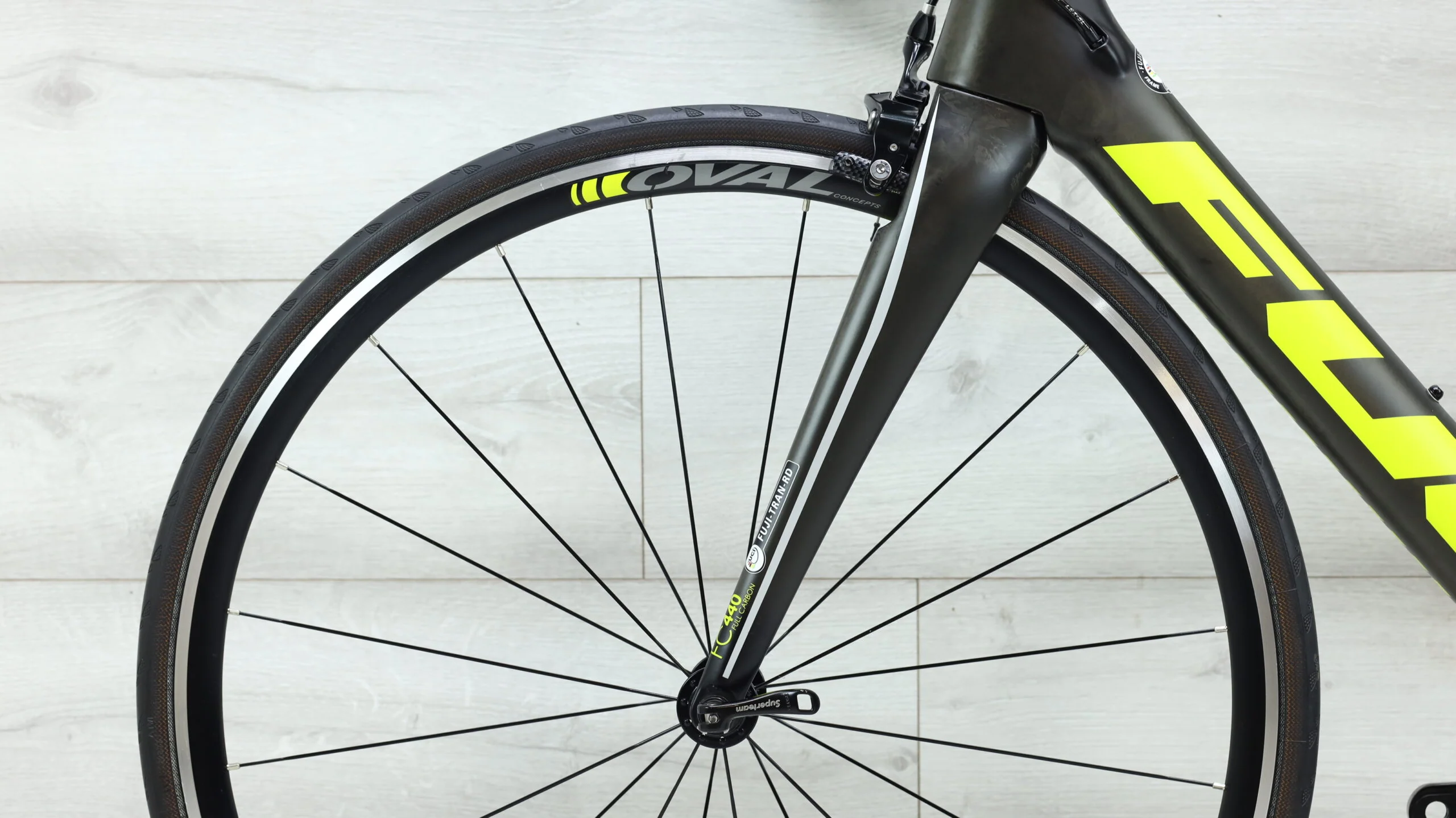 2017 Fuji Transonic 2.5 Road Bike - 56cm - Image 12