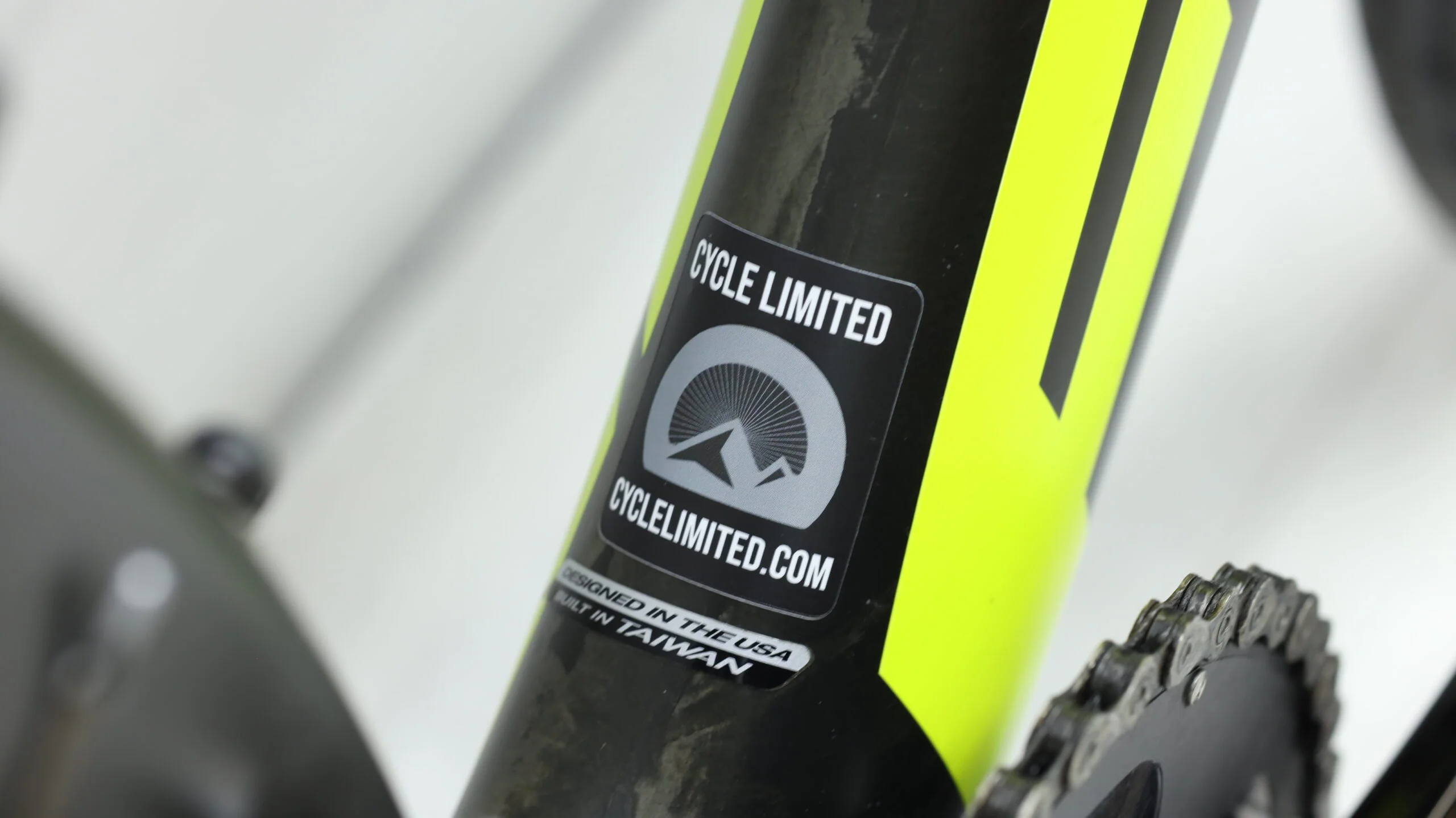 2017 Fuji Transonic 2.5 Road Bike - 56cm - Image 3