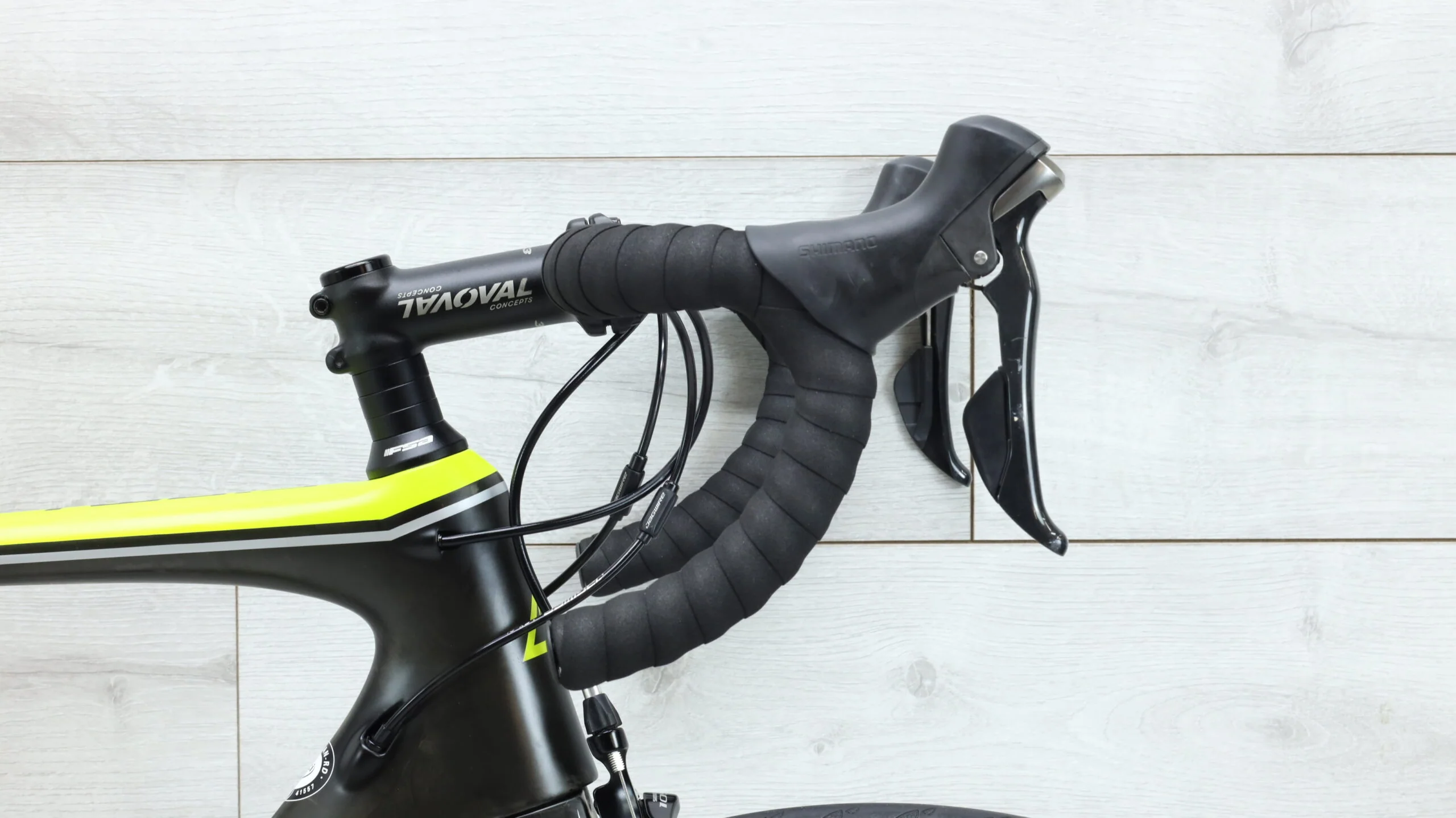 2017 Fuji Transonic 2.5 Road Bike - 56cm - Image 9