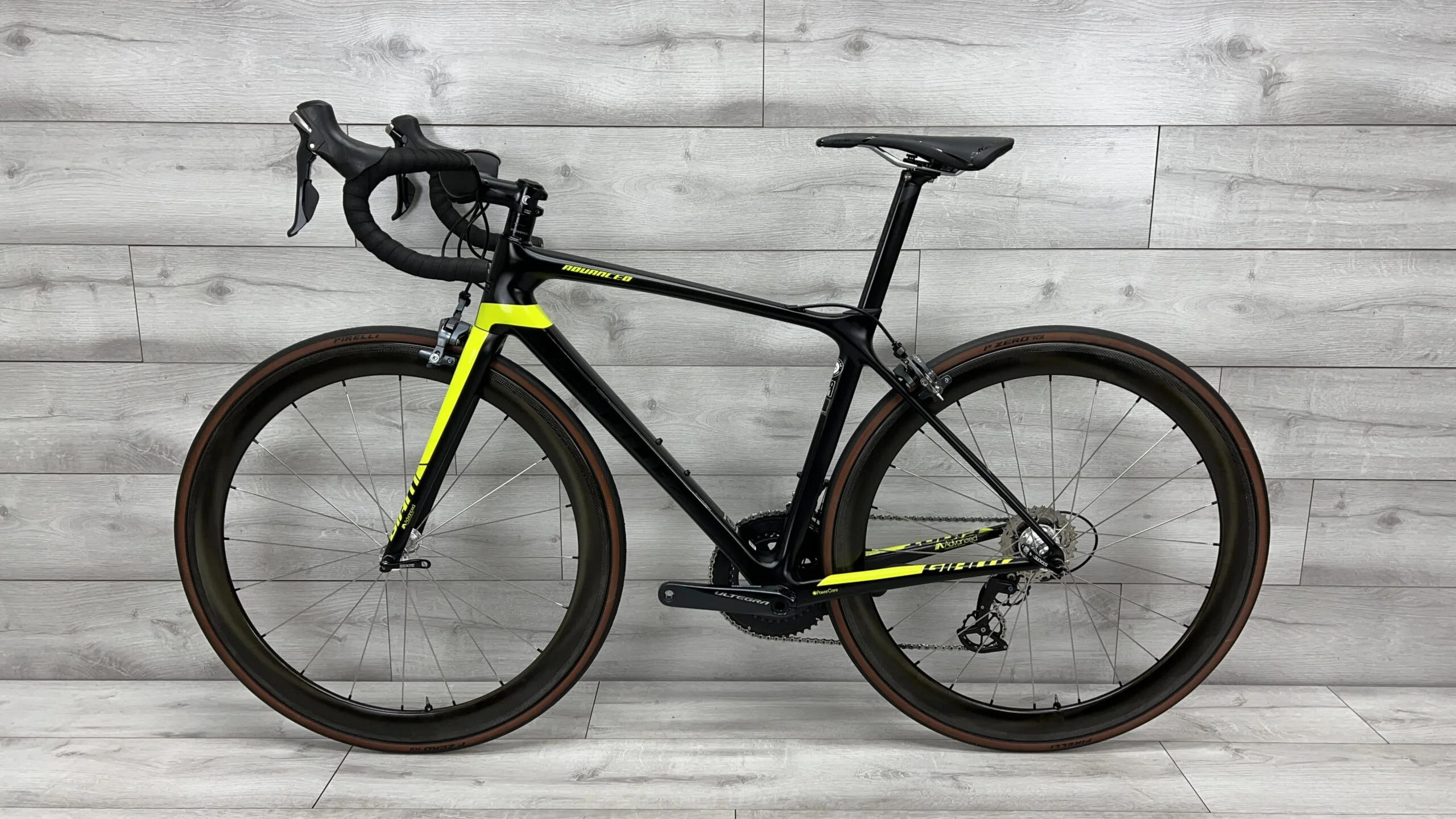 2017 Giant TCR Advanced Pro 1  Road Bike - Small - Image 2