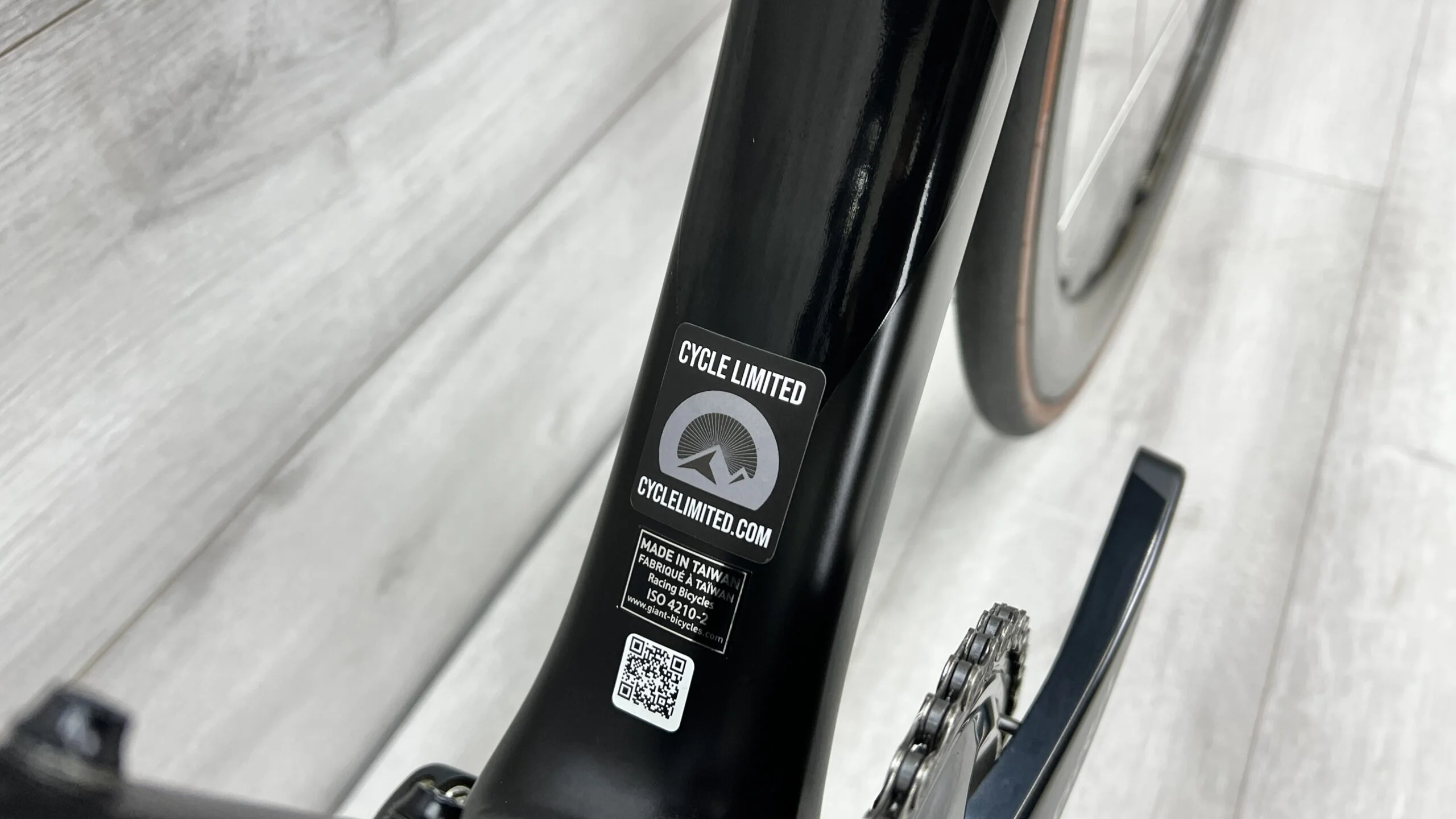 2017 Giant TCR Advanced Pro 1  Road Bike - Small - Image 3