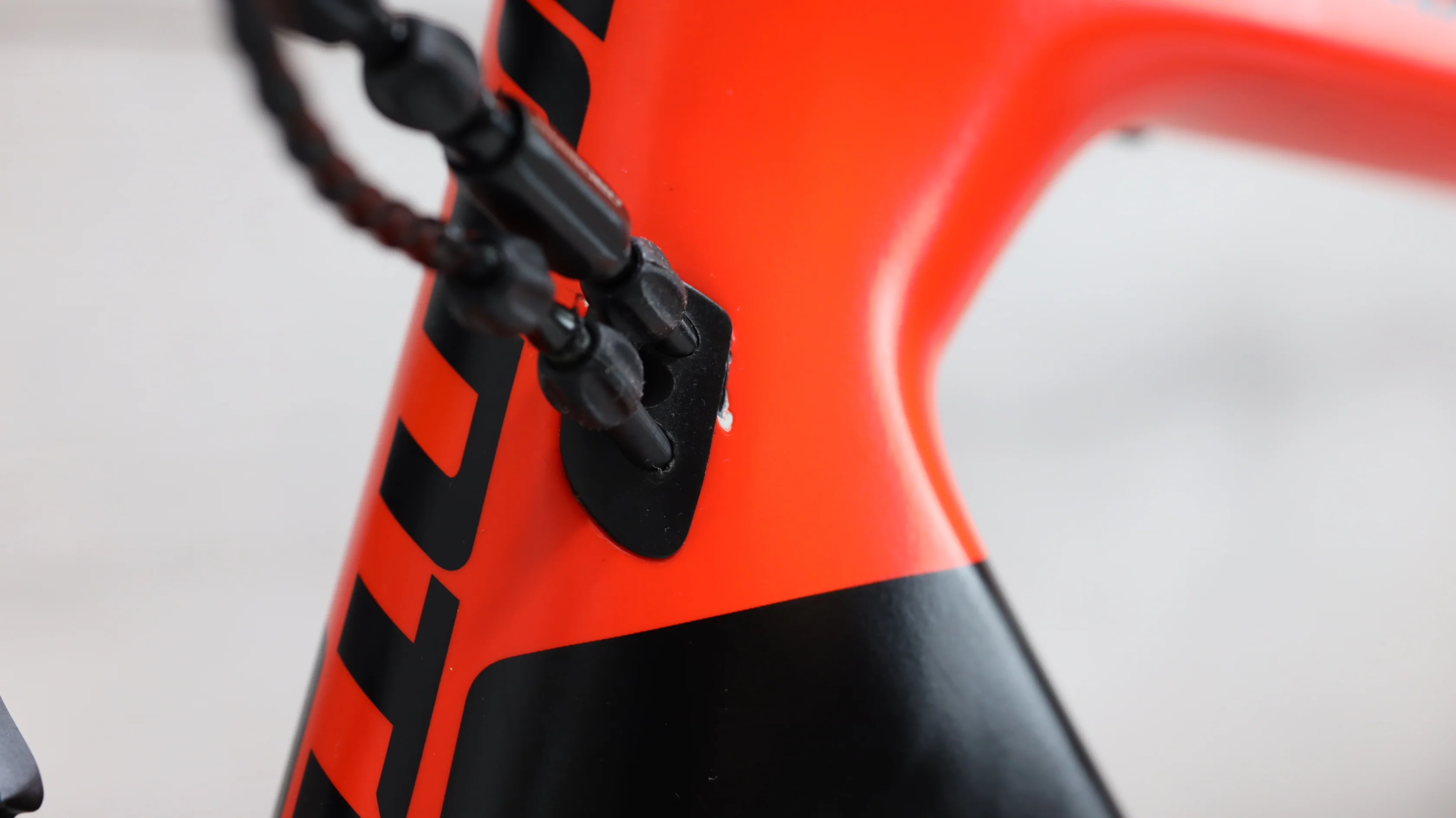 Giant TCR Advanced SL 2-KOM Road Bike - 2017, Medium - Image 16