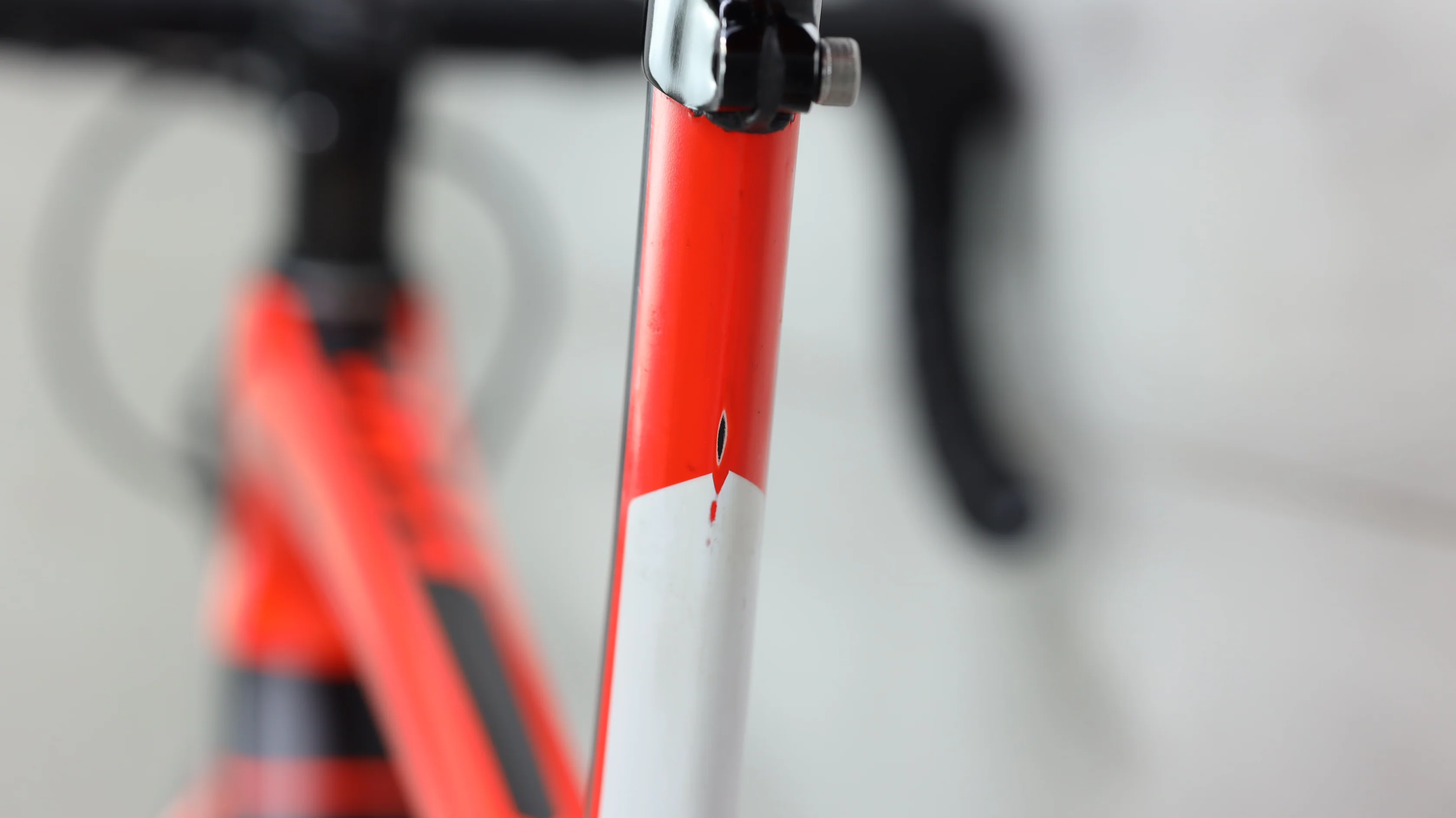 Giant TCR Advanced SL 2-KOM Road Bike - 2017, Medium - Image 18