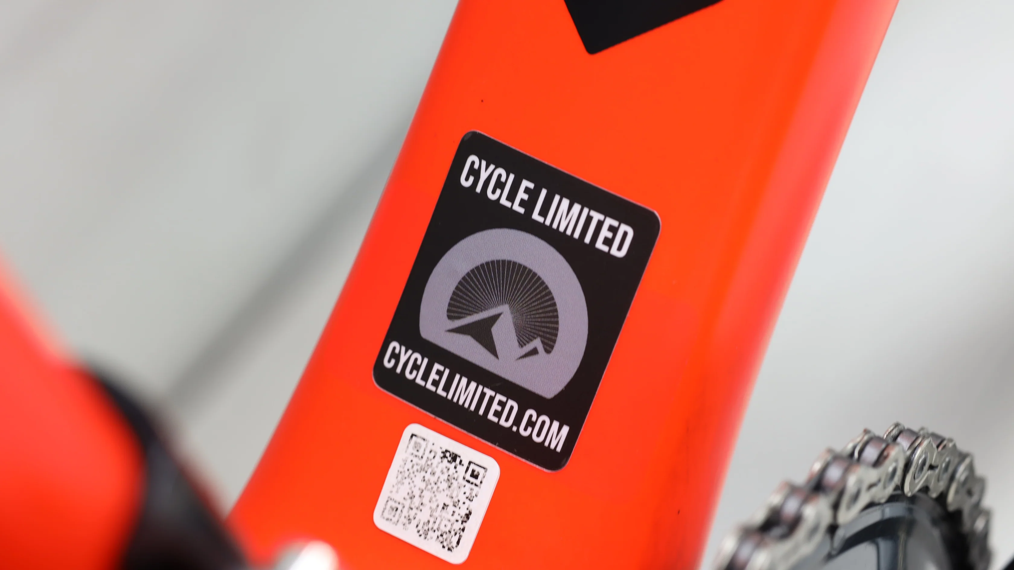 Giant TCR Advanced SL 2-KOM Road Bike - 2017, Medium - Image 3