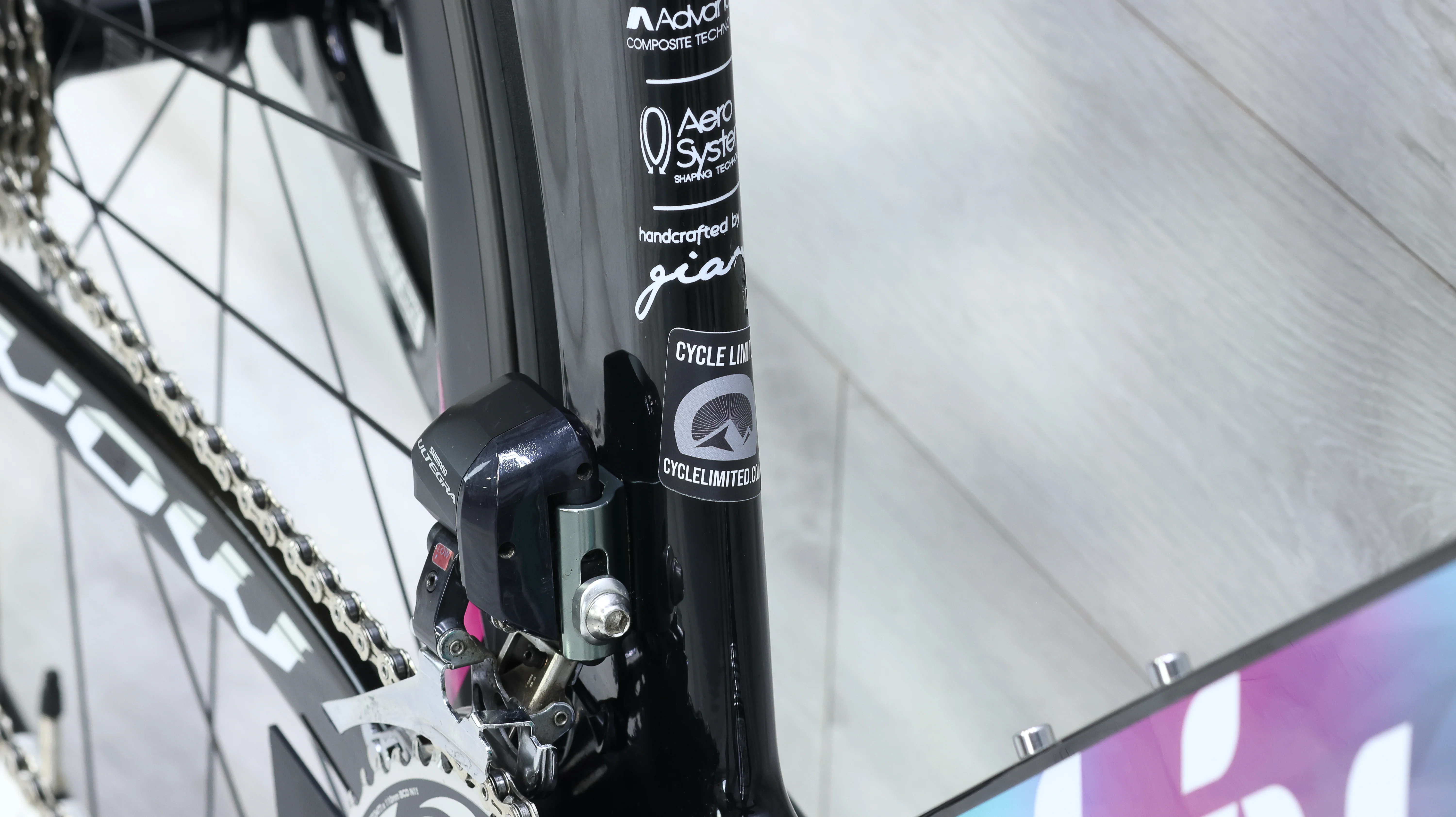 Liv Avow Advanced Pro 1 Triathlon Bike - 2017, Medium - Image 3