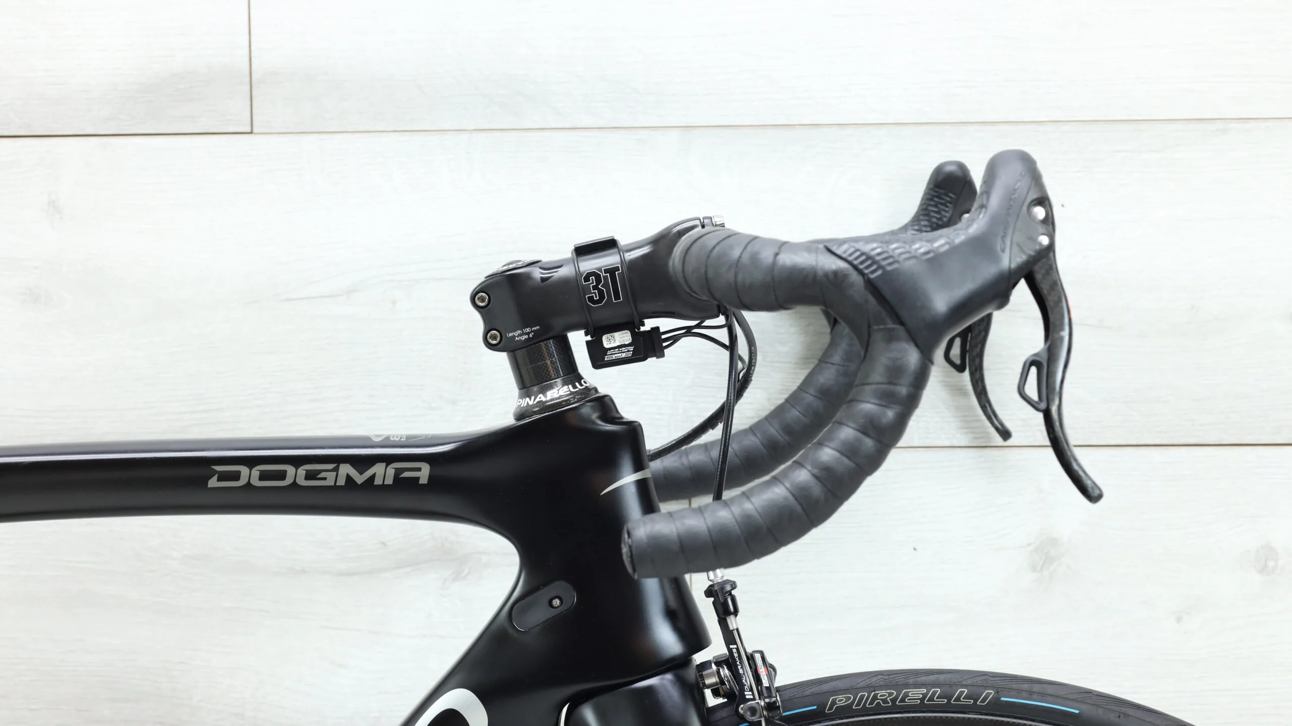 2017 Pinarello Dogma F8 Road Bike - 54cm - Image 9