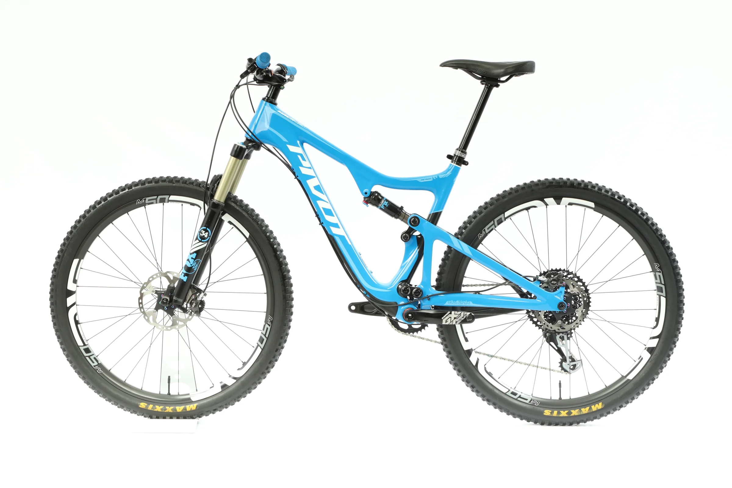 2017 Pivot Mach 429 Trail  Mountain Bike - Large - Image 2