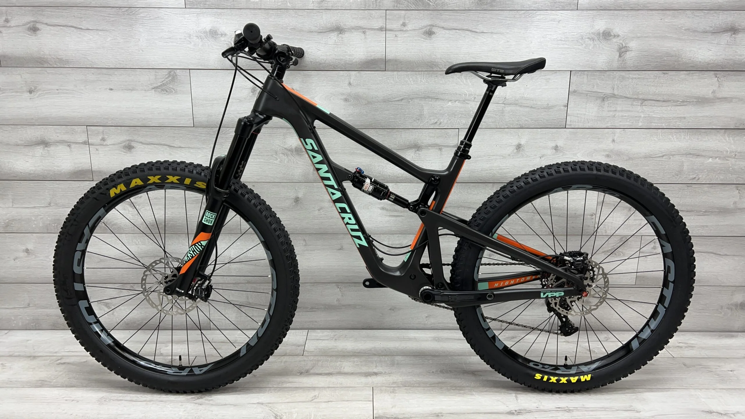 2017 Santa Cruz Hightower C S+  Mountain Bike - Medium - Image 2