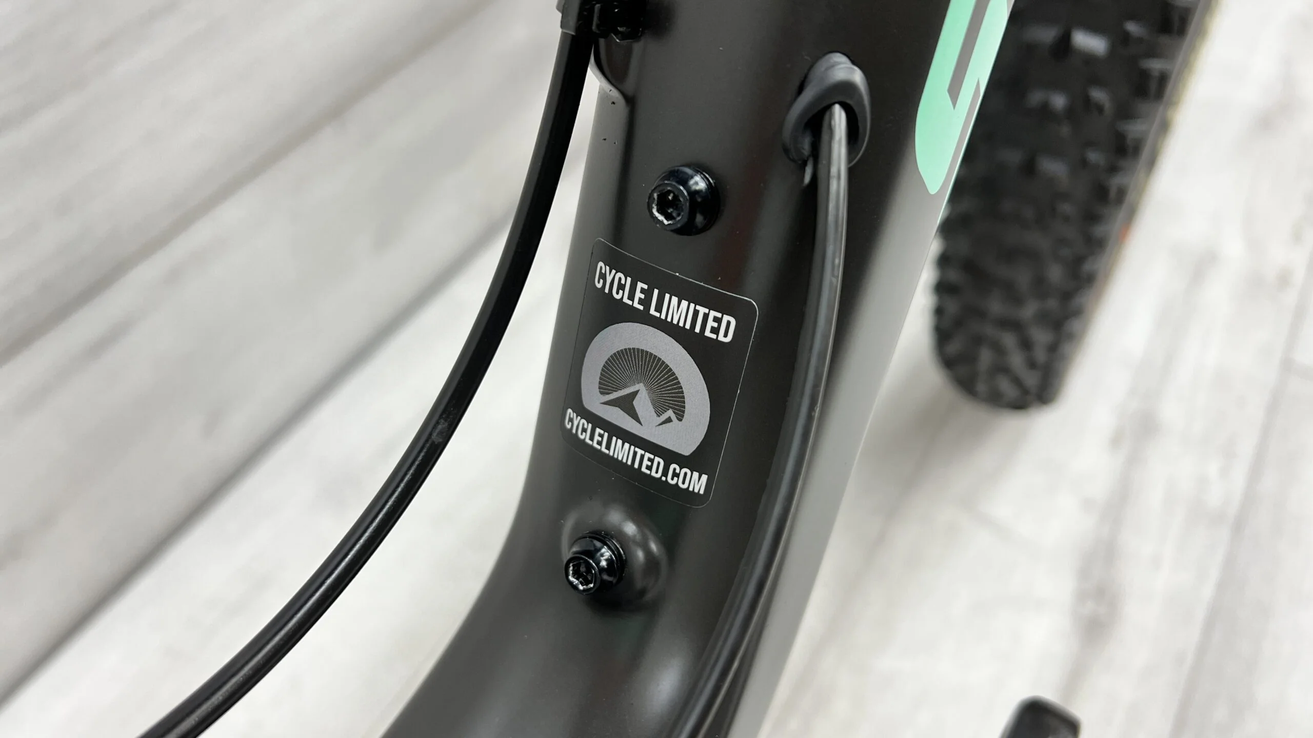 2017 Santa Cruz Hightower C S+  Mountain Bike - Medium - Image 3