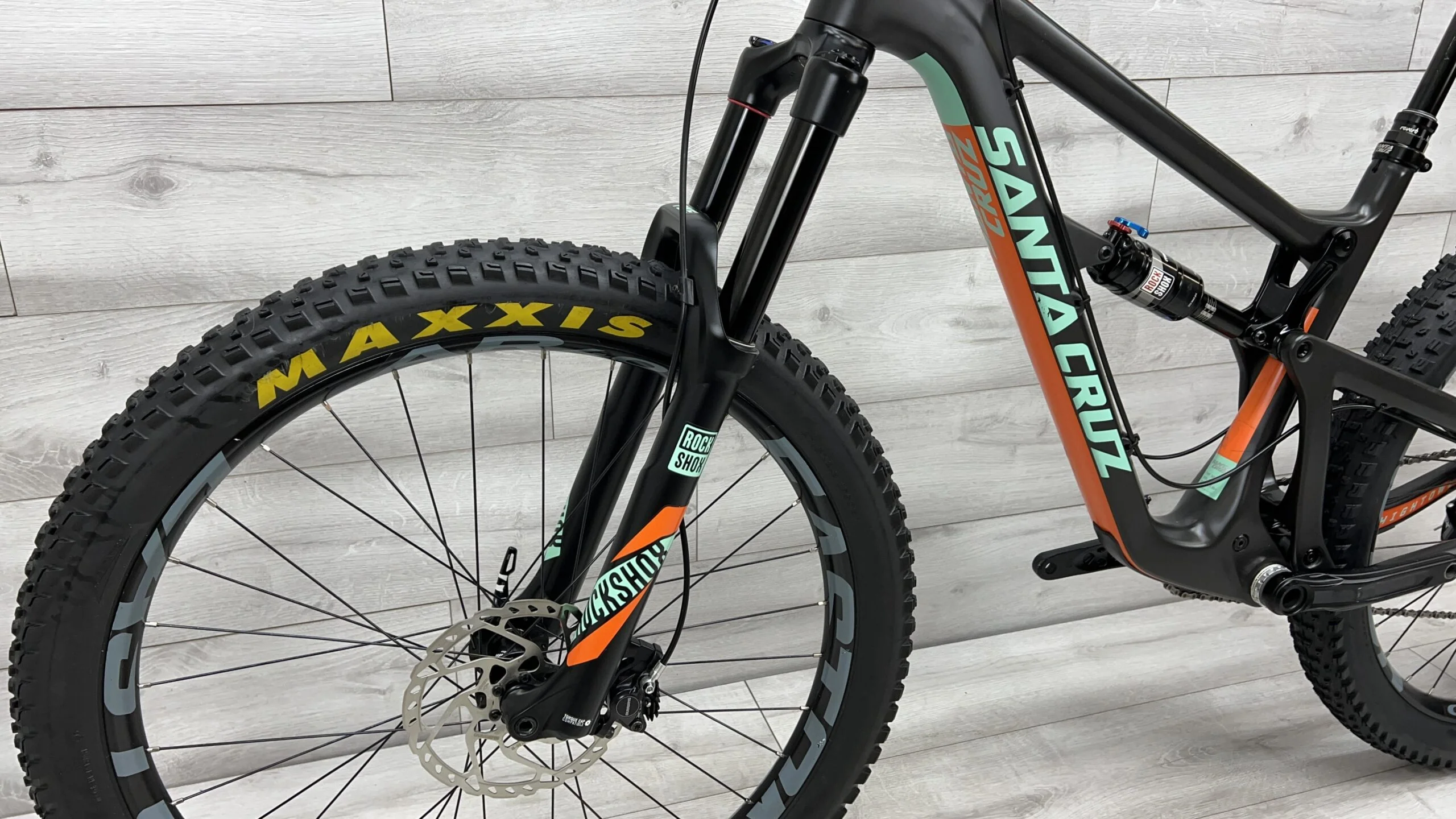 2017 Santa Cruz Hightower C S+  Mountain Bike - Medium - Image 8