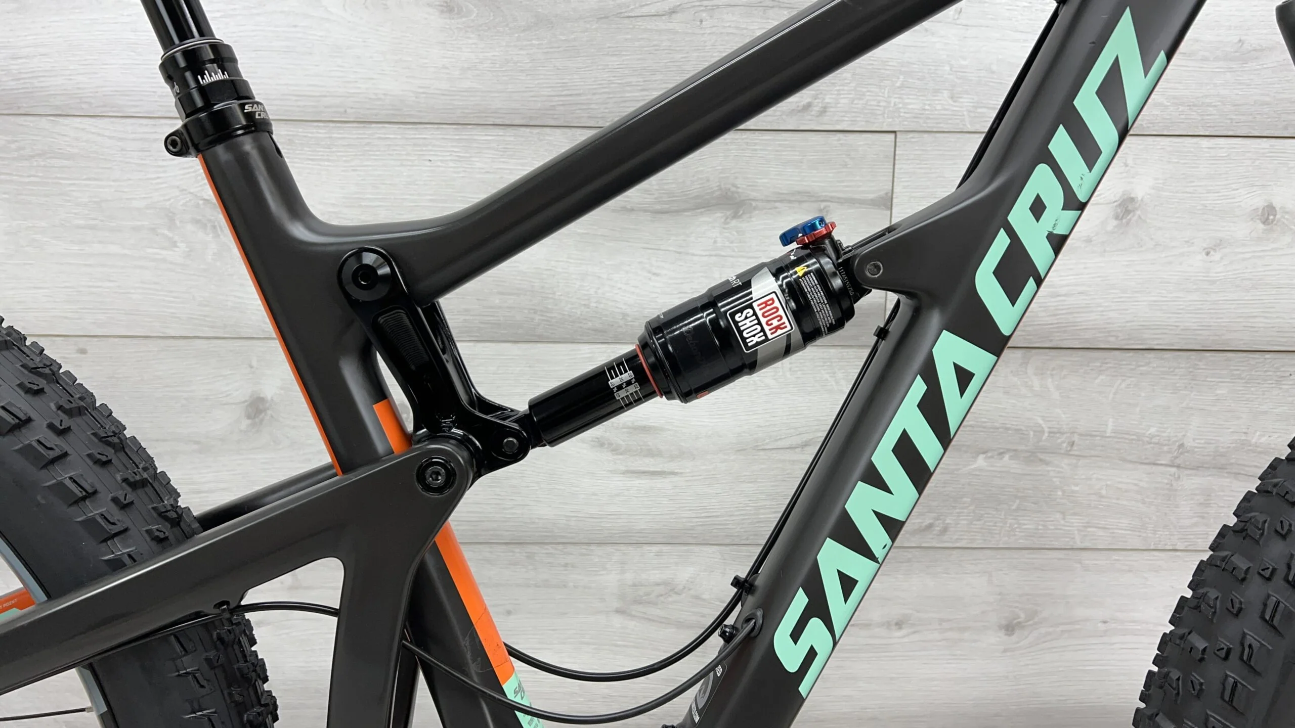 2017 Santa Cruz Hightower C S+  Mountain Bike - Medium - Image 9