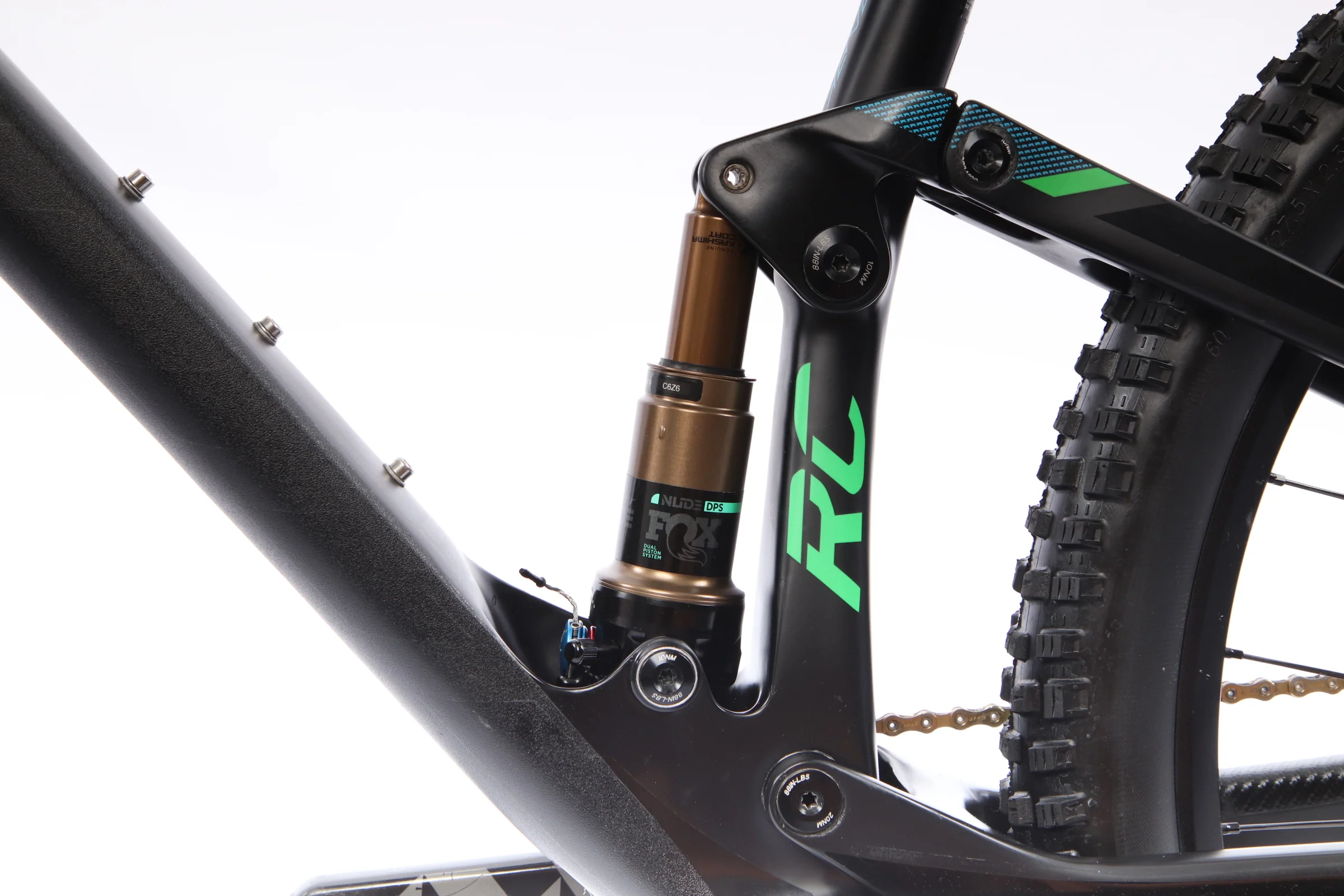 2017 Scott Spark 700 Ultimate Mountain Bike - Medium - Image 9