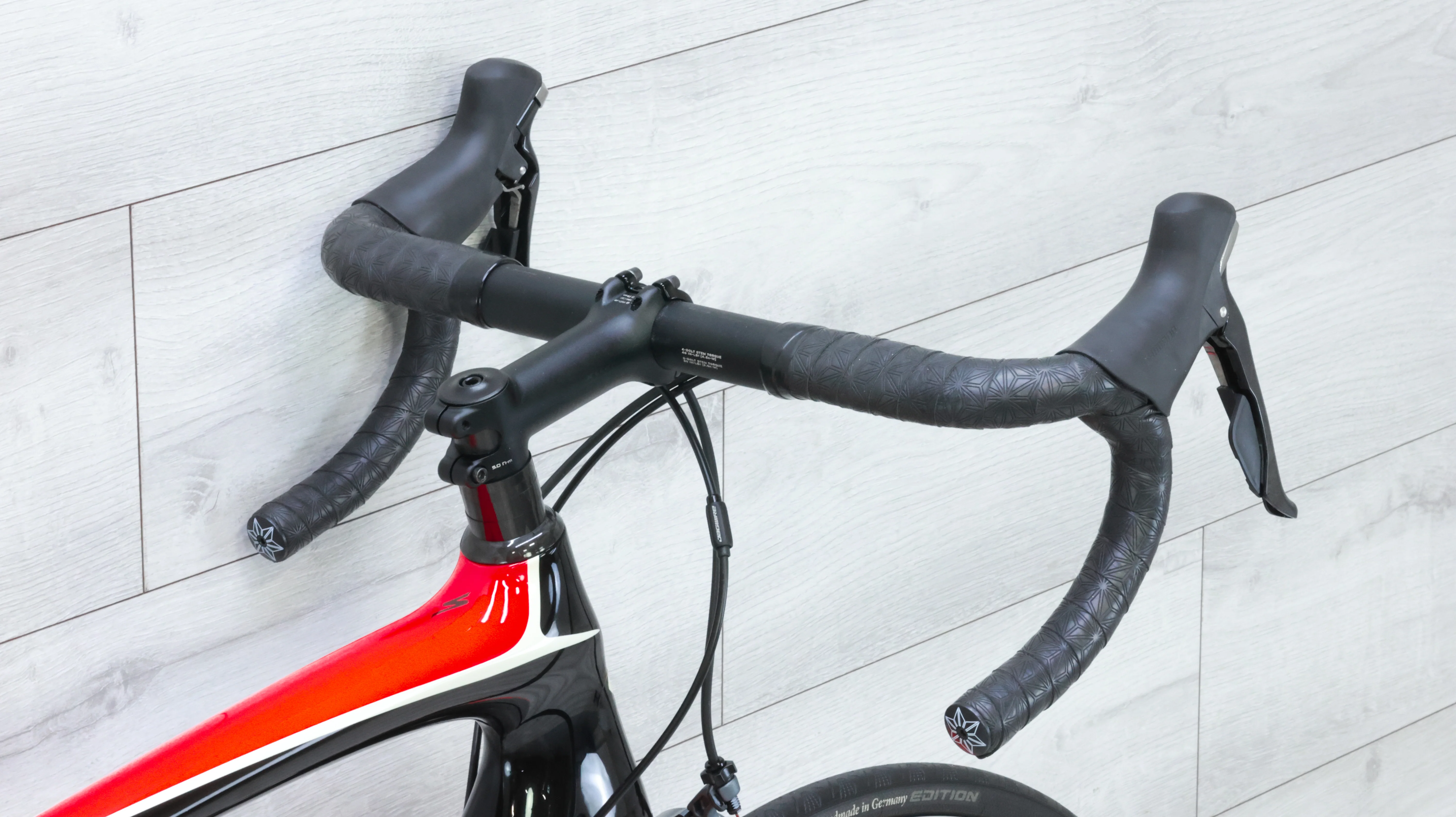 2017 Specialized Tarmac Expert Road Bike - 58cm - Image 9