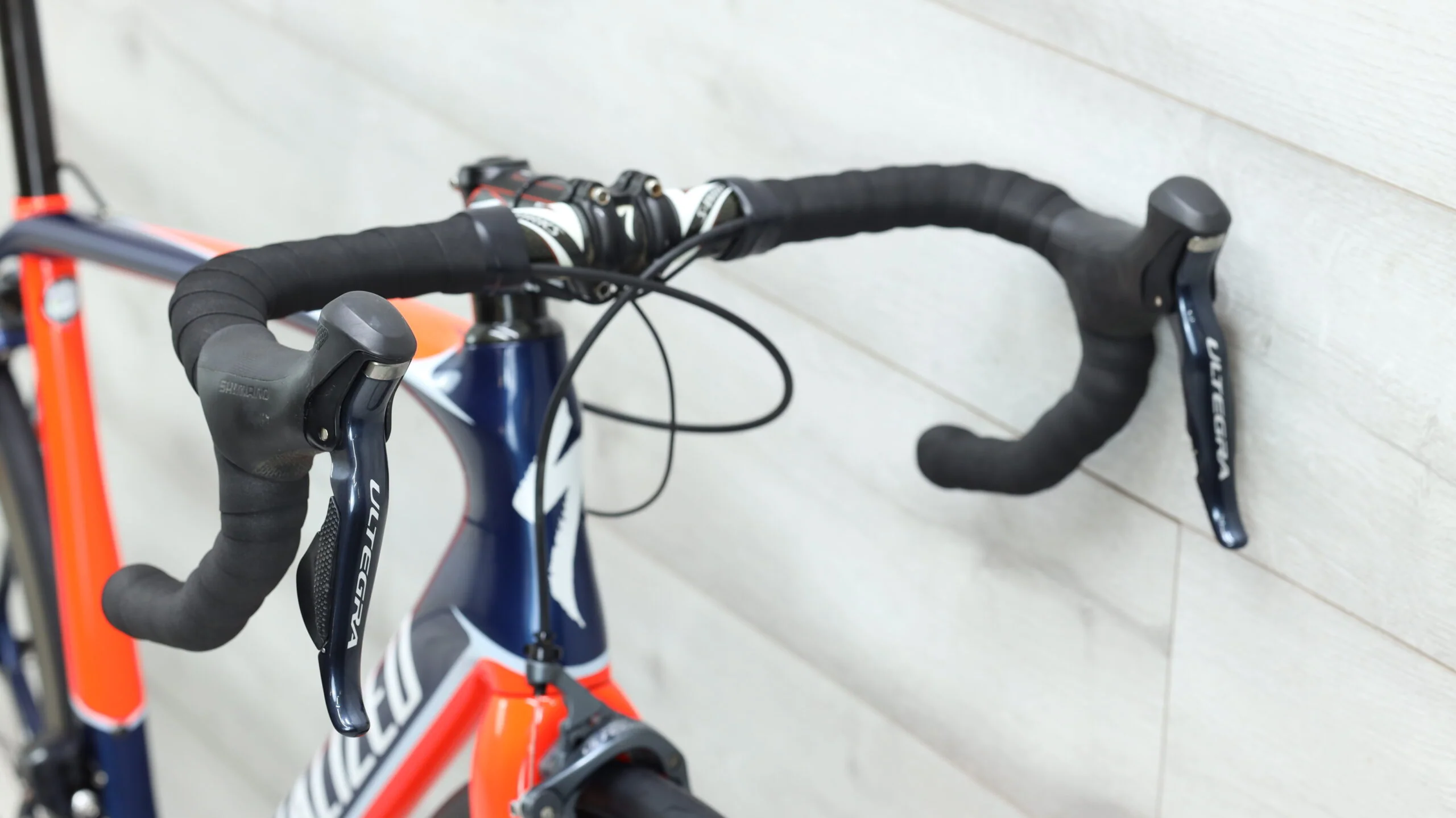 2017 Specialized Tarmac Pro Ultegra Di2 Road Bike - 56cm - Image 7