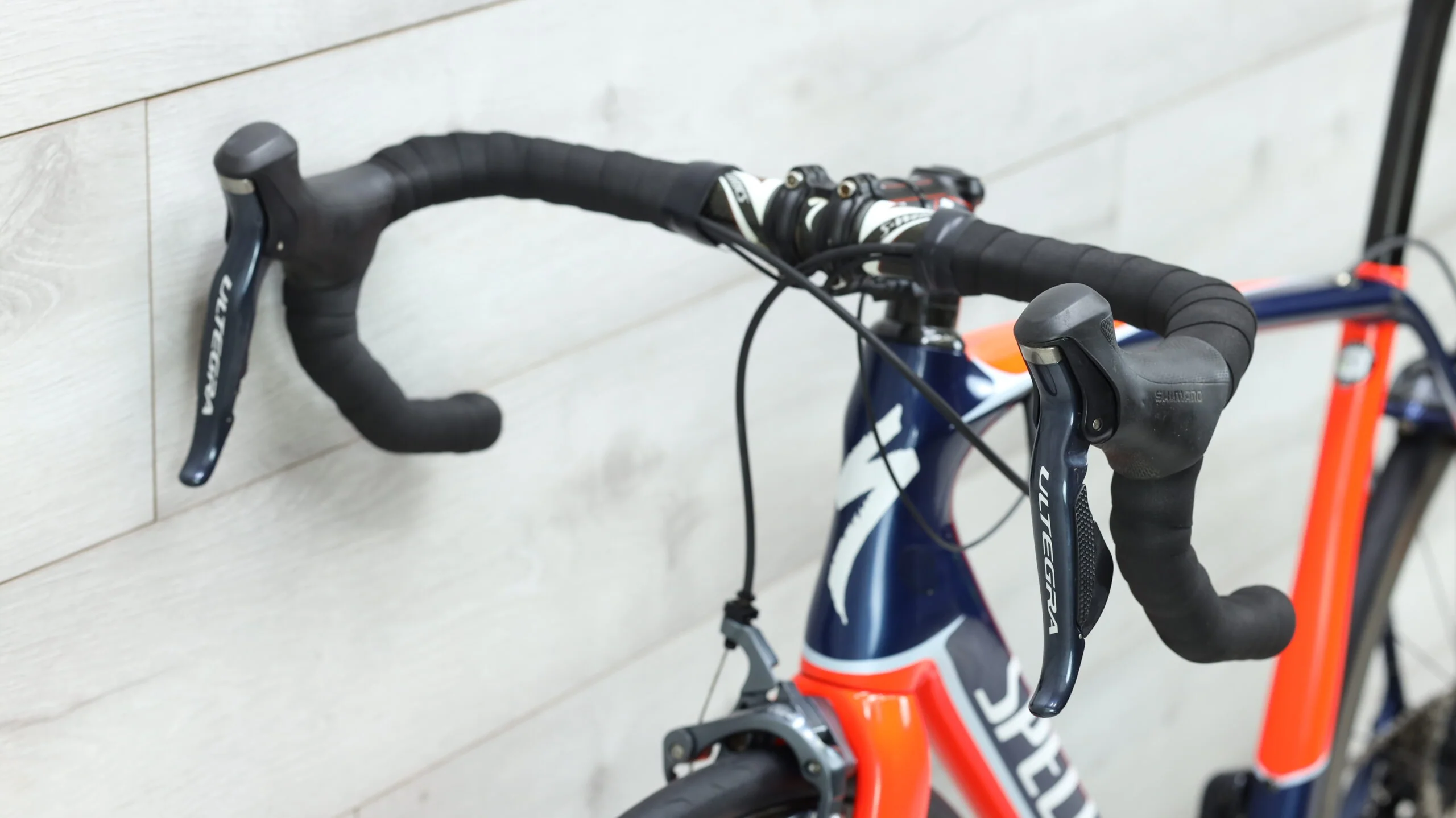 2017 Specialized Tarmac Pro Ultegra Di2 Road Bike - 56cm - Image 8