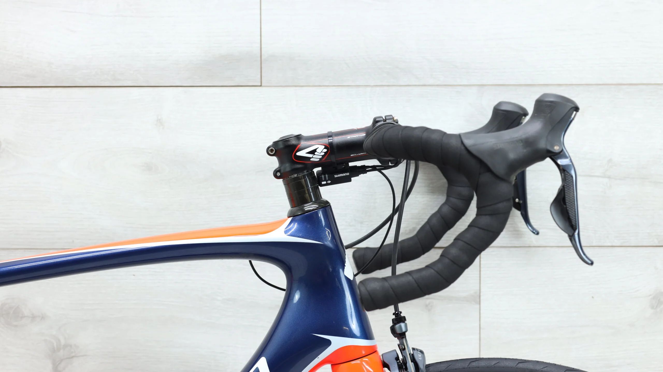 2017 Specialized Tarmac Pro Ultegra Di2 Road Bike - 56cm - Image 9