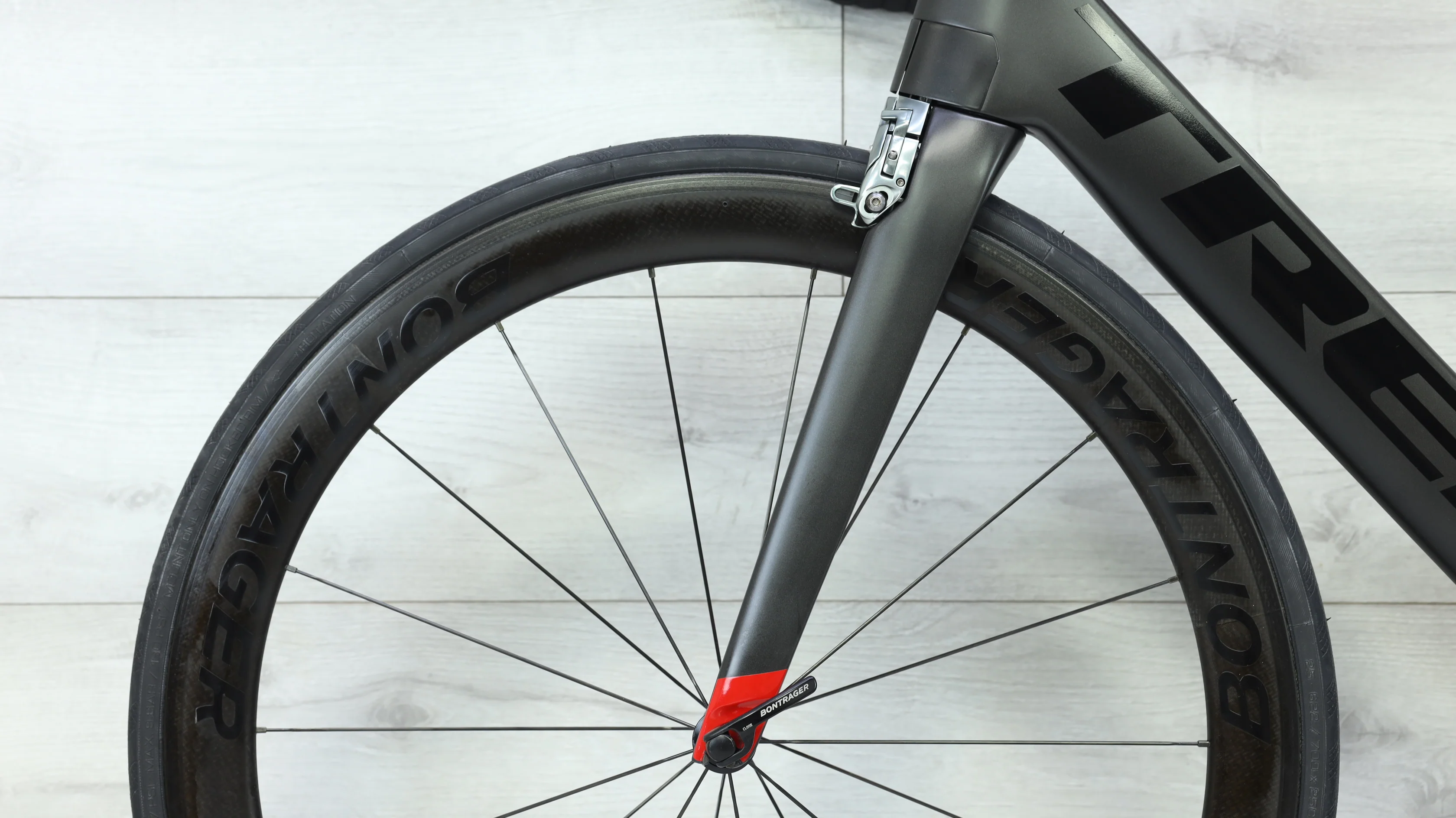 2017 Trek Madone 9.9 Road Bike - 60cm - Image 12