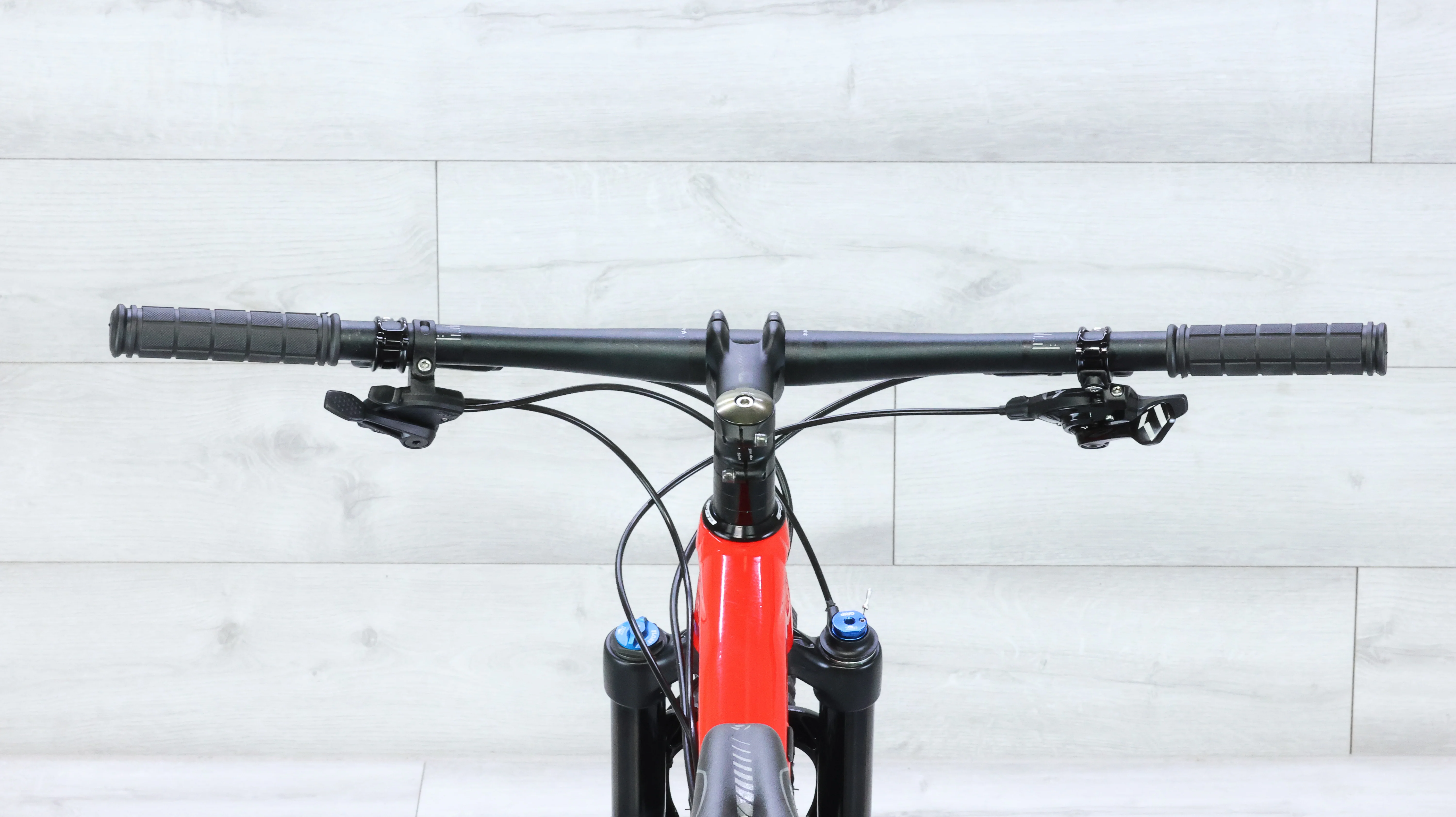 2017 Trek Top Fuel 9 Mountain Bike - Medium - Image 16