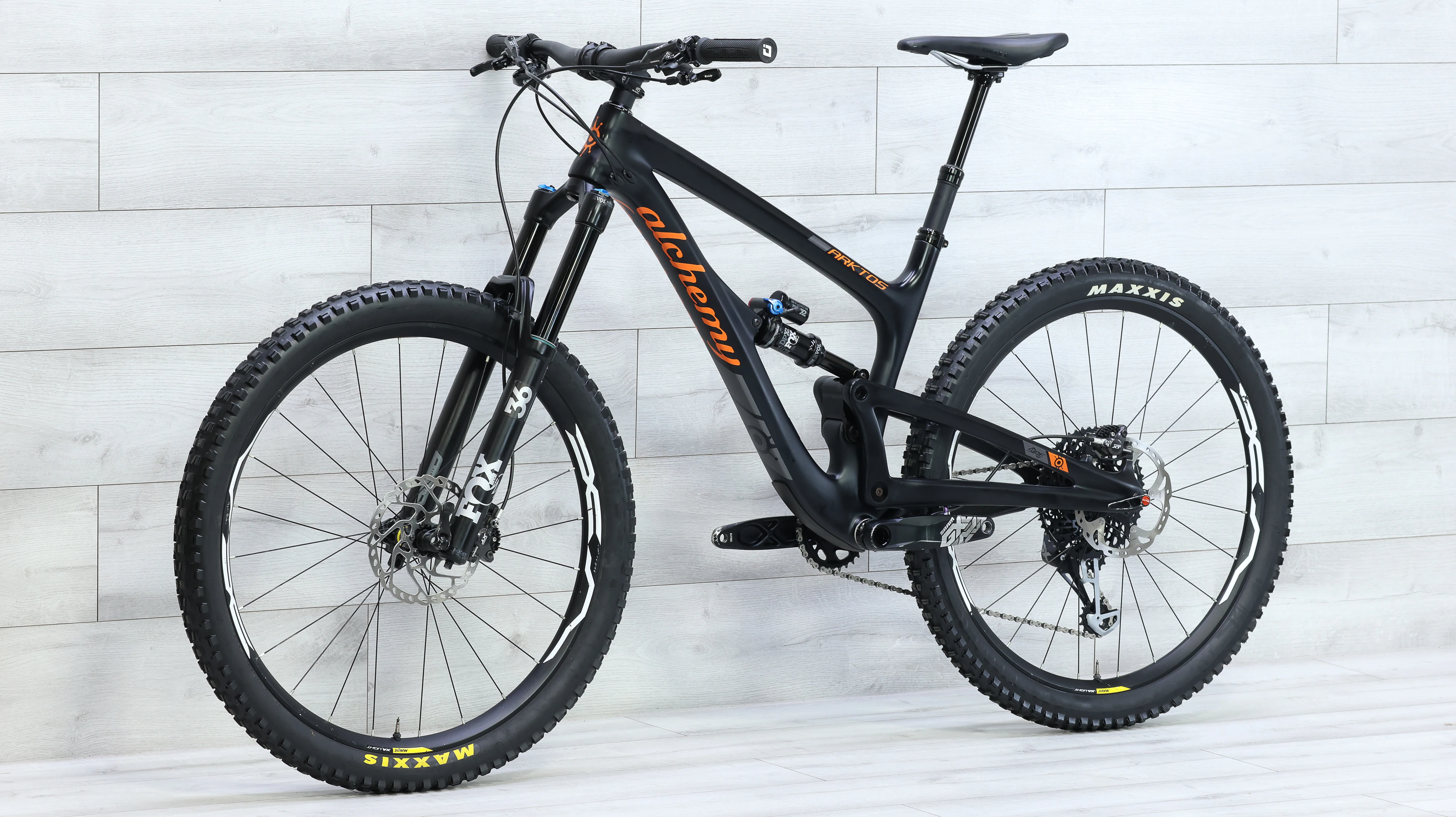 Alchemy Arktos GX Mountain Bike - 2018, Medium - Image 4