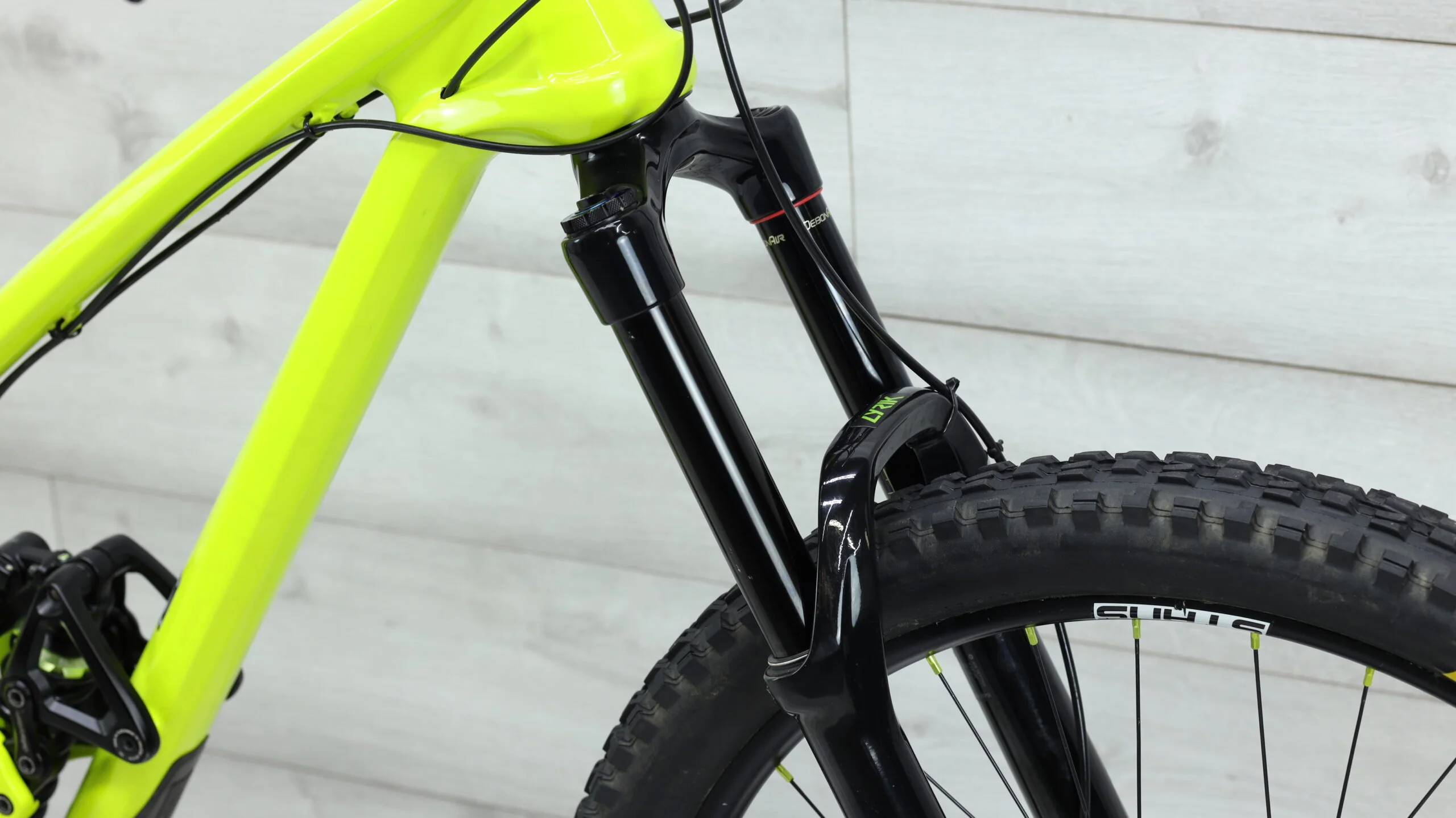 2018 Evil Insurgent  Mountain Bike - Medium - Image 9