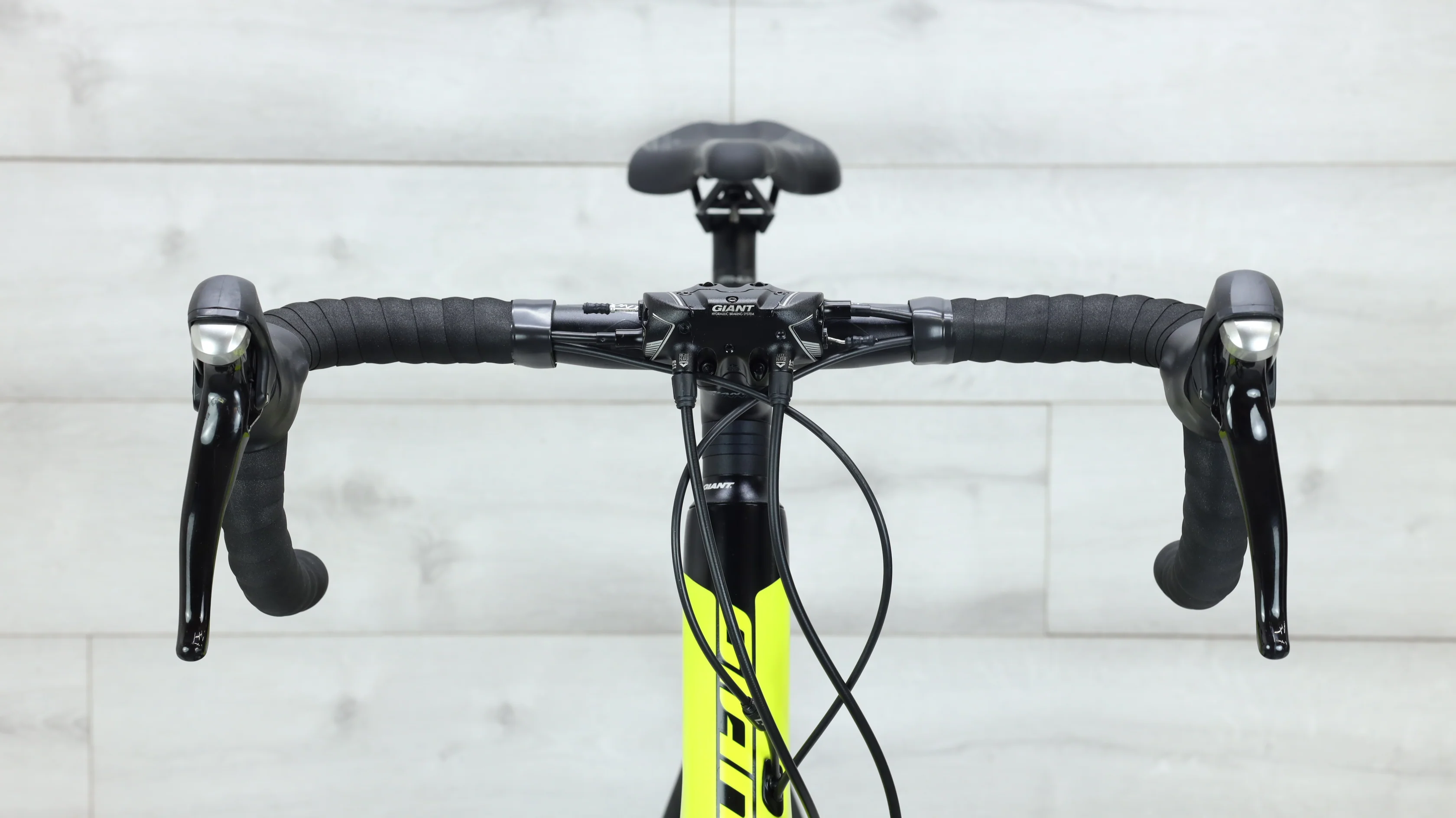 Giant Defy Advanced 1 Road Bike - 2018, Large - Image 10