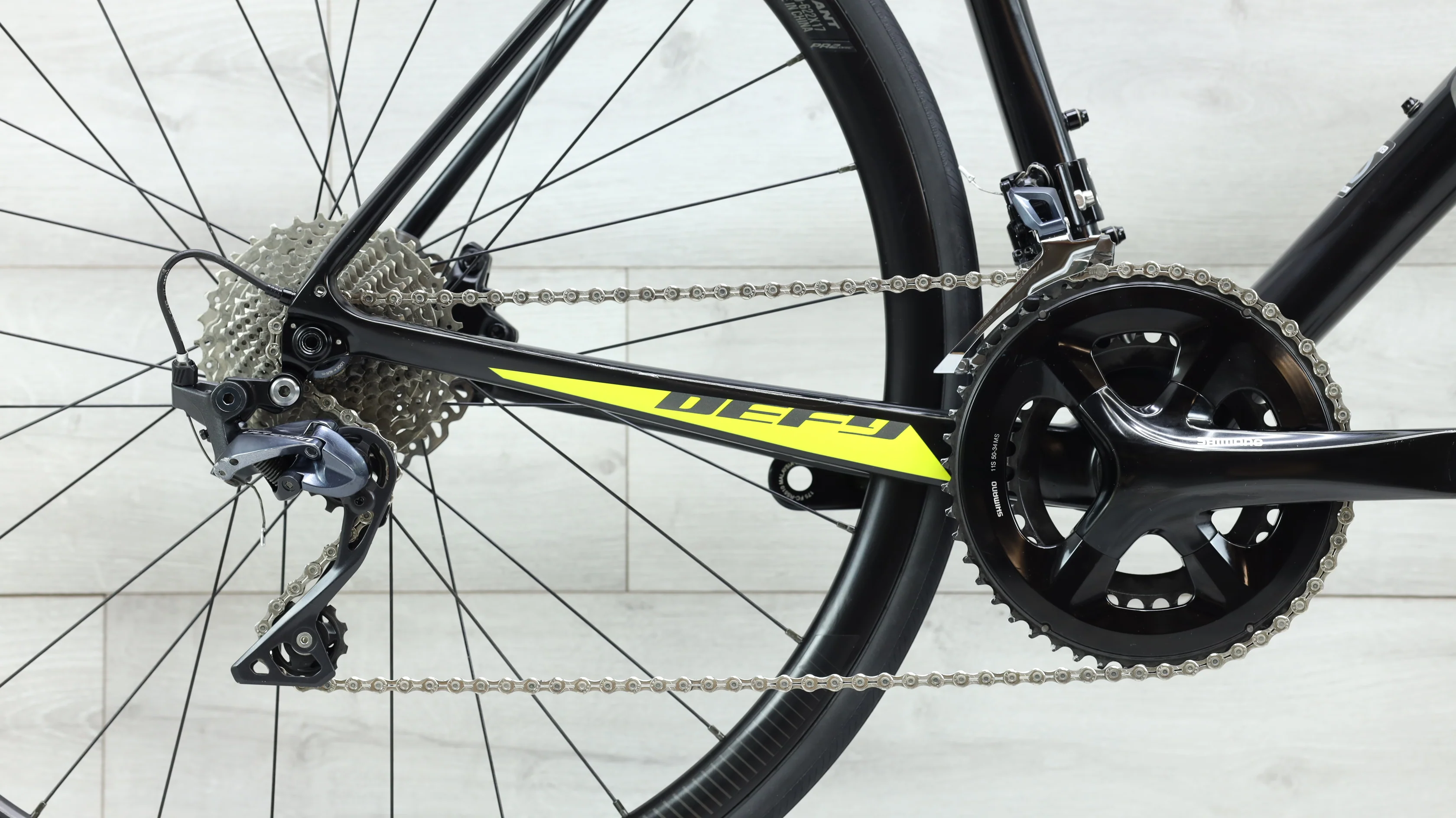 Giant Defy Advanced 1 Road Bike - 2018, Large - Image 4