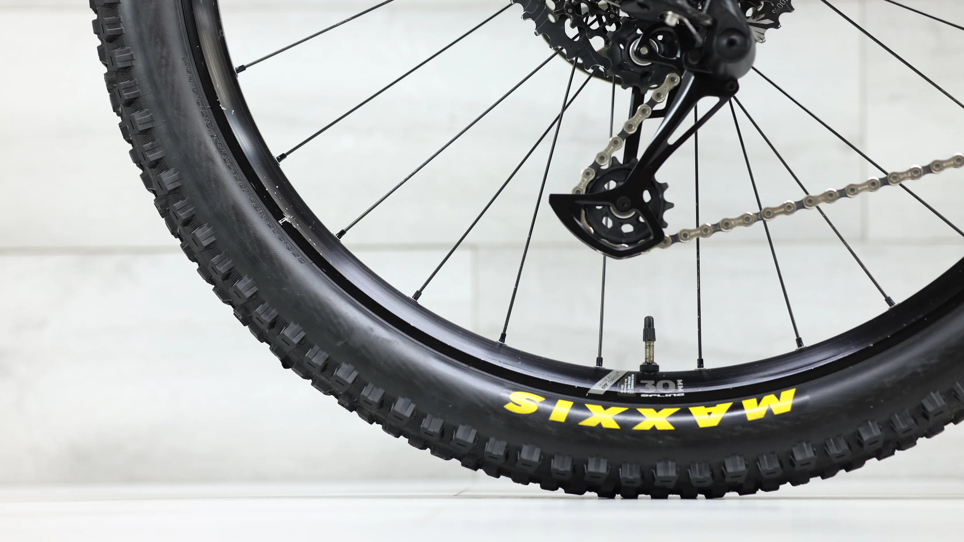 2018 GIANT REIGN ADVANCED 0  Mountain Bike - Medium - Image 14
