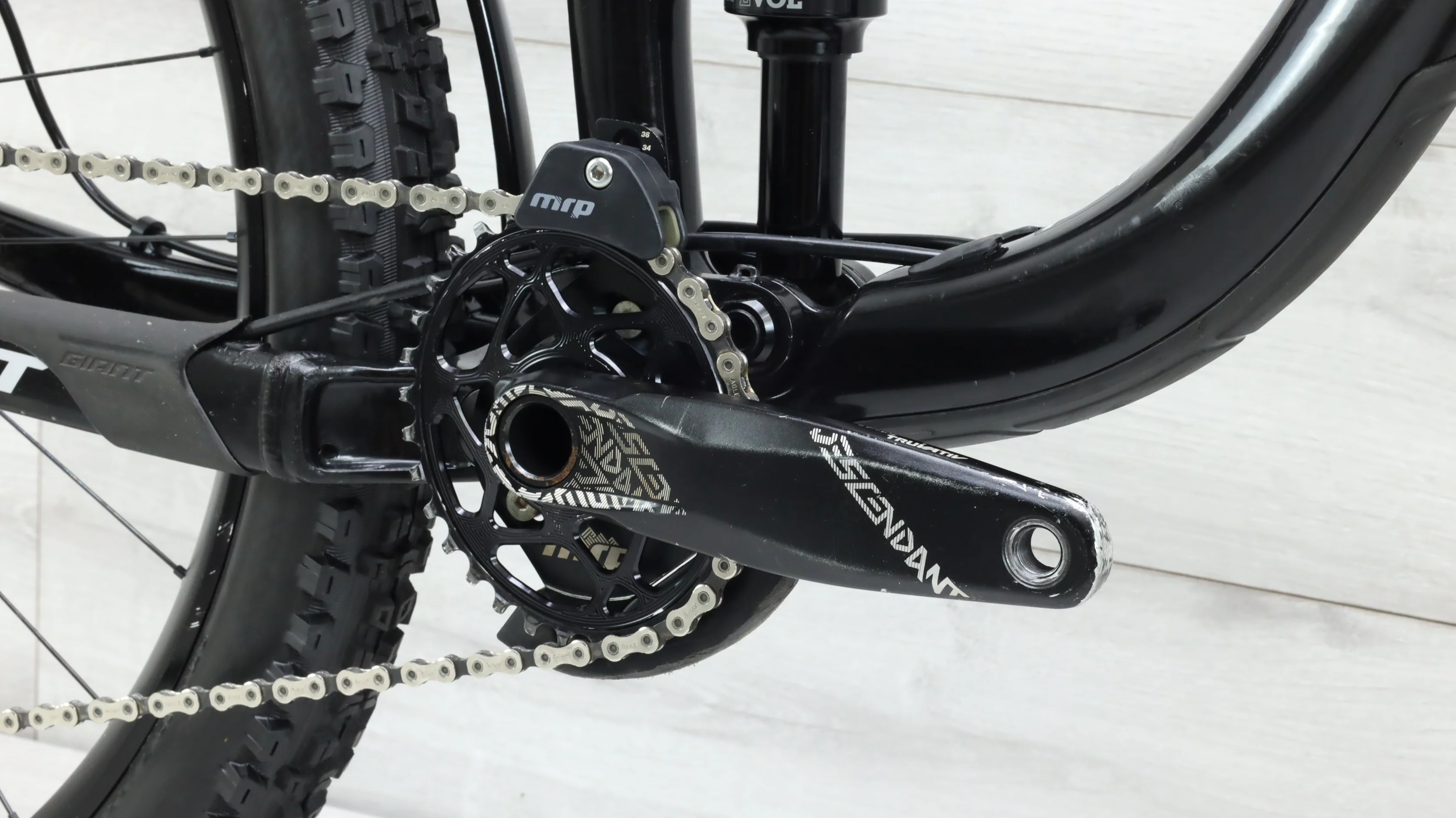 2018 GIANT REIGN ADVANCED 0  Mountain Bike - Medium - Image 4