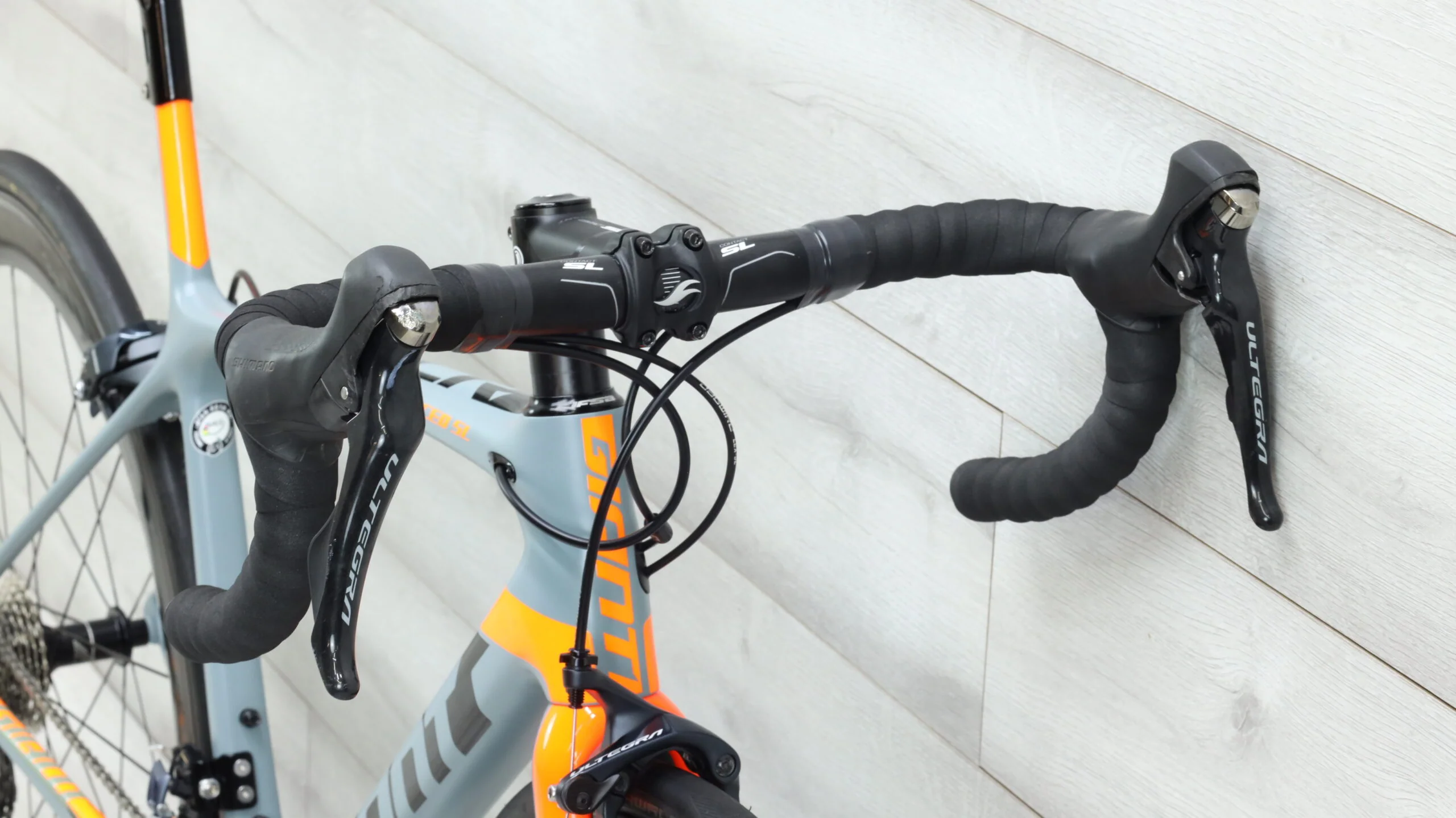 2018 Giant TCR Advanced SL 2 KOM Road Bike - Small - Image 8