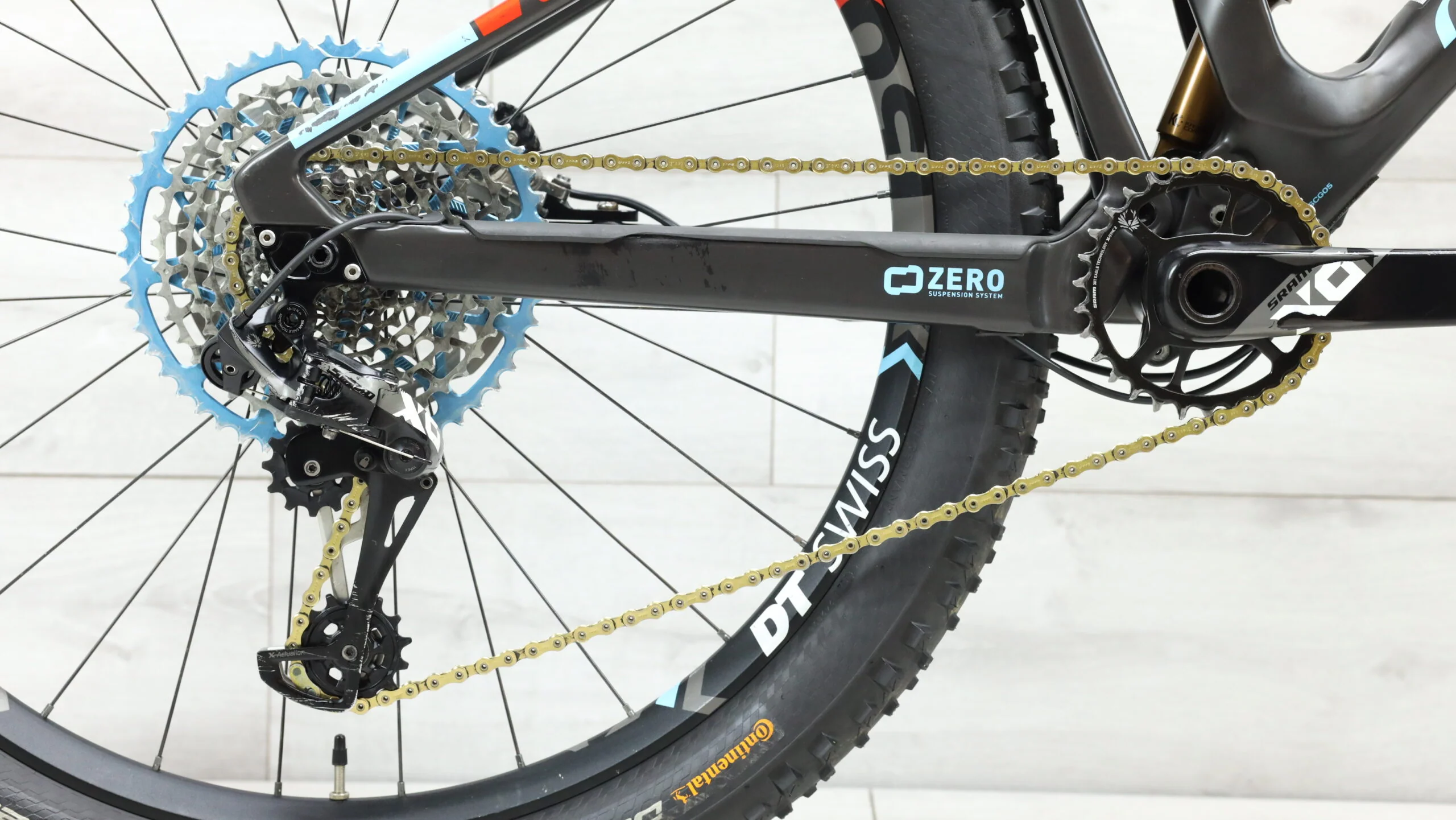 Mondraker Foxy Carbon RR SL  Mountain Bike - 2018, Medium - Image 4