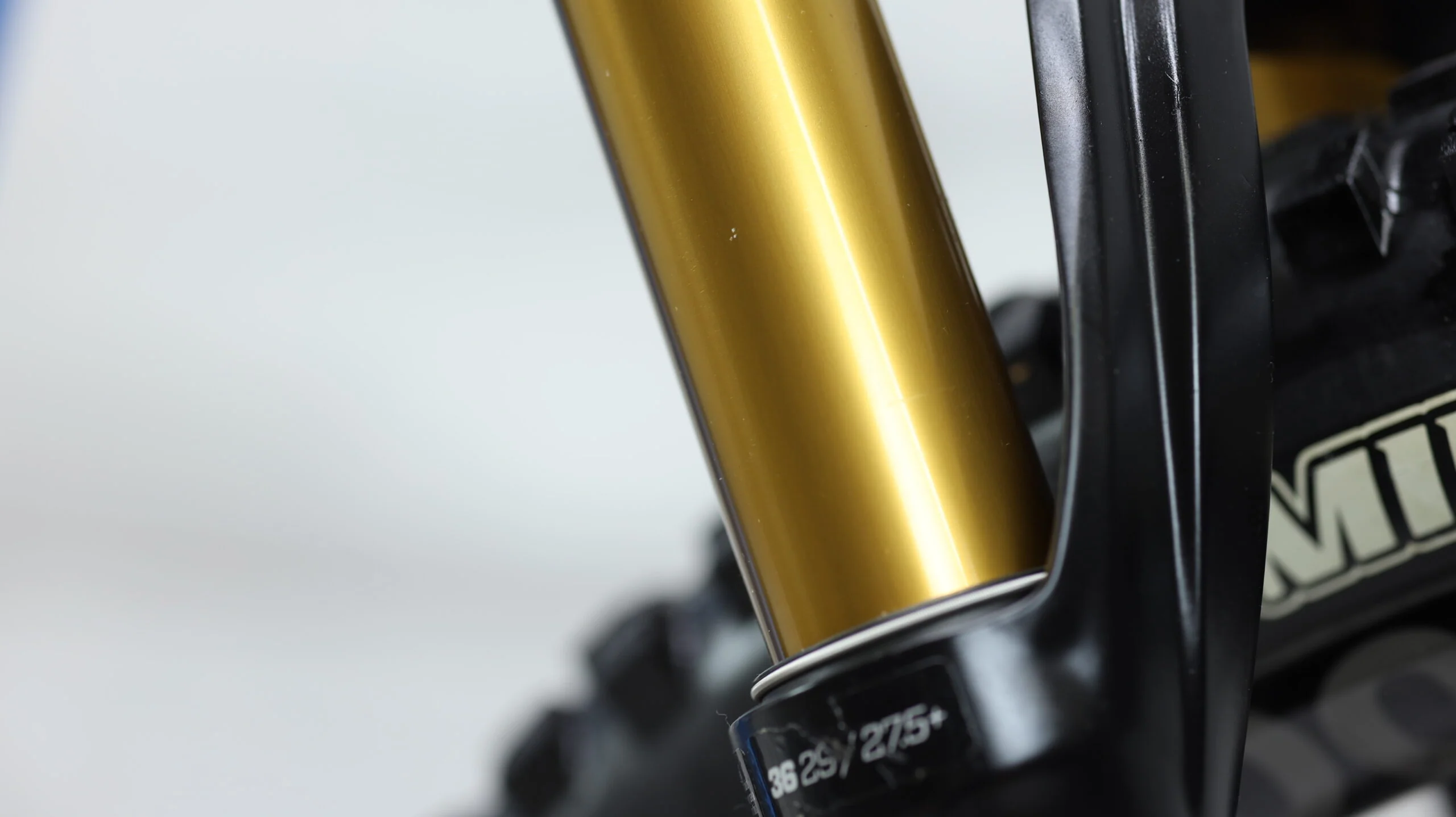 2018 Pivot Switchblade Pro Mountain Bike - X-Small - Image 20