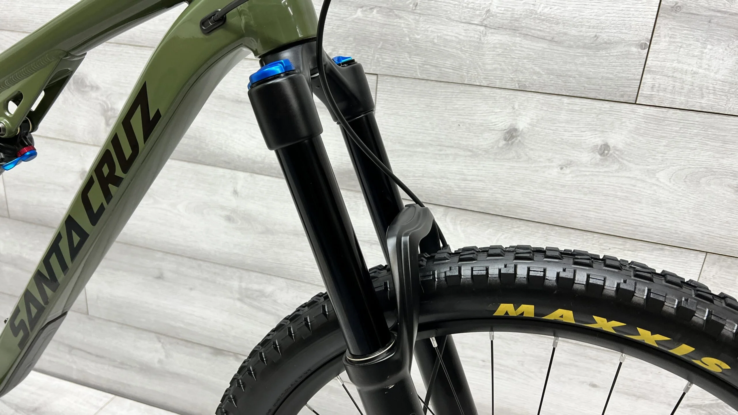 2018 Santa Cruz Bronson Mountain Bike - Large - Image 6