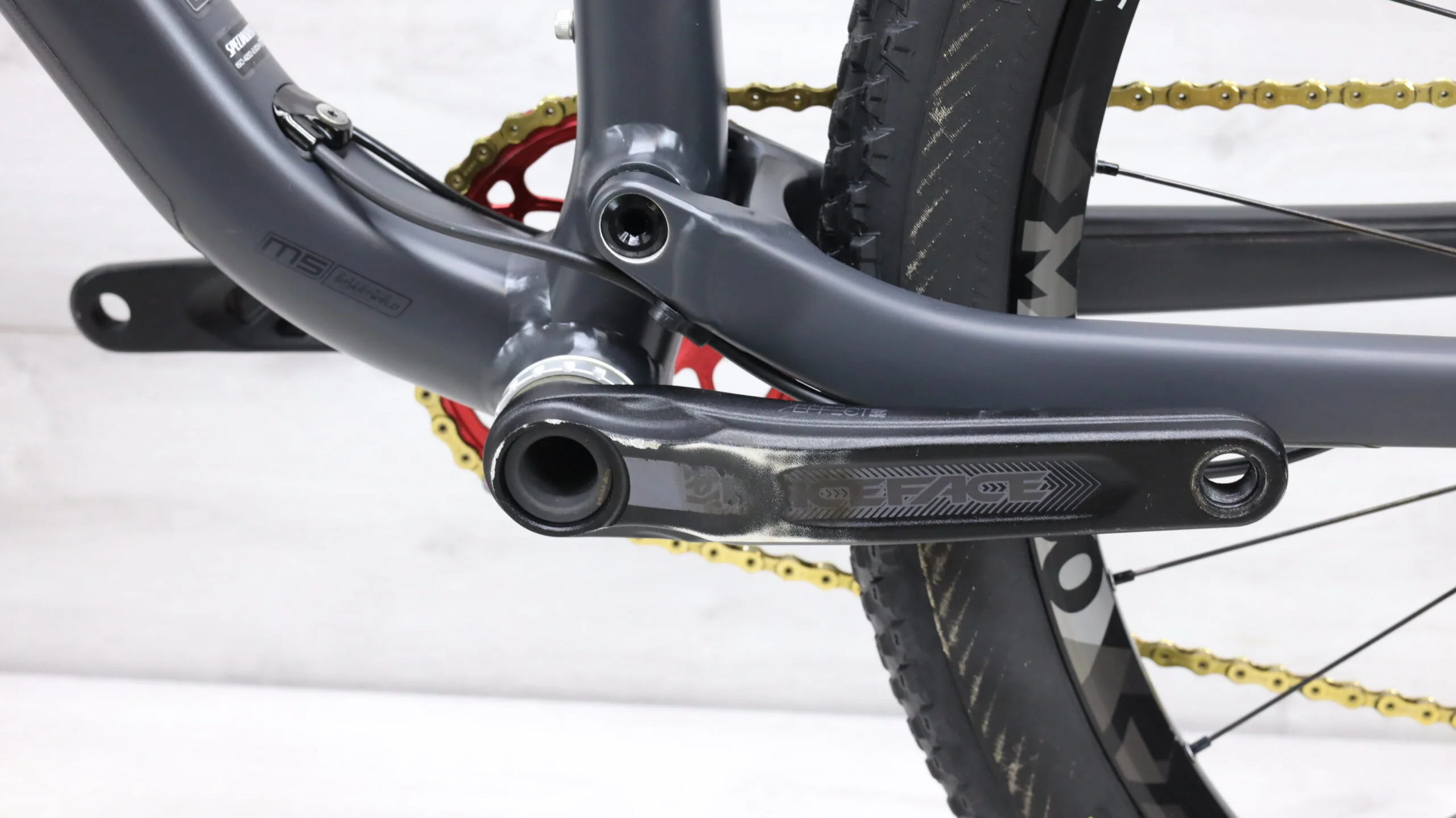 2018 Specialized Epic Comp Mountain Bike - Large - Image 6