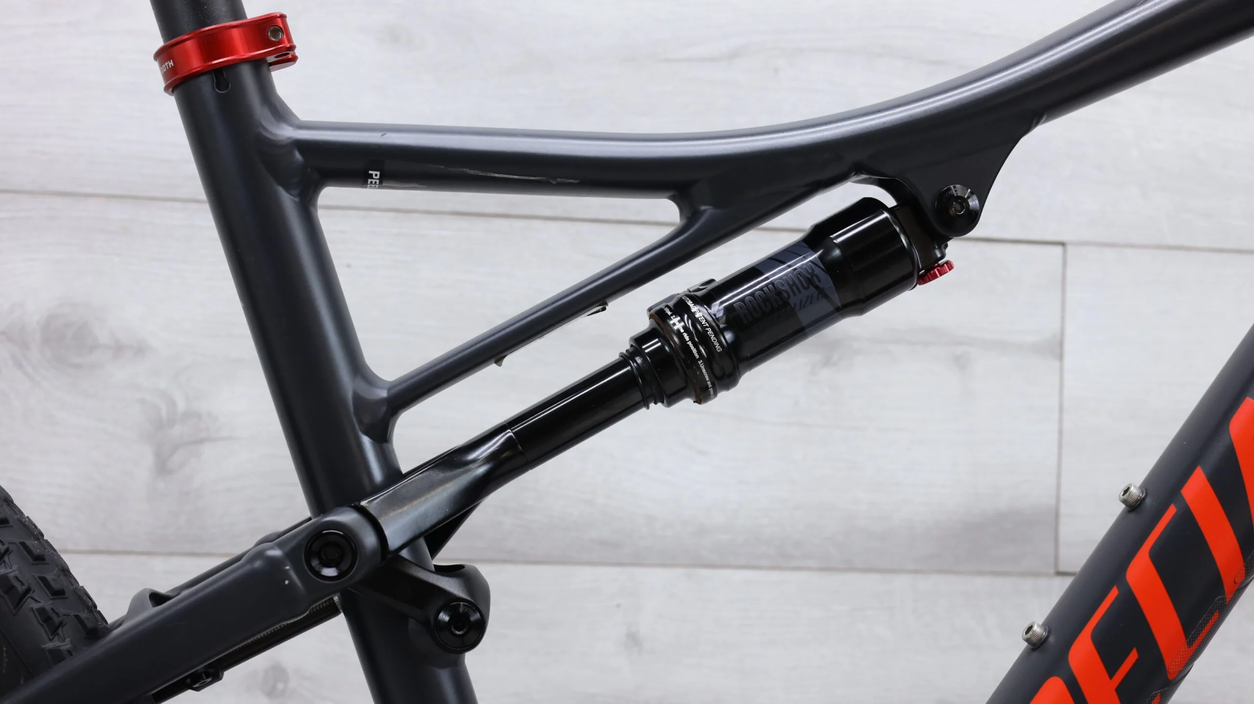2018 Specialized Epic Comp Mountain Bike - Large - Image 9