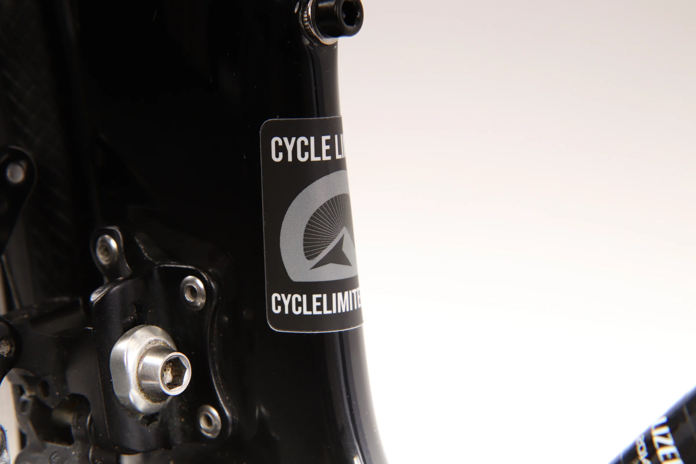 2018 SPECIALIZED SHIV ELITE  Triathlon Bike - Small - Image 3