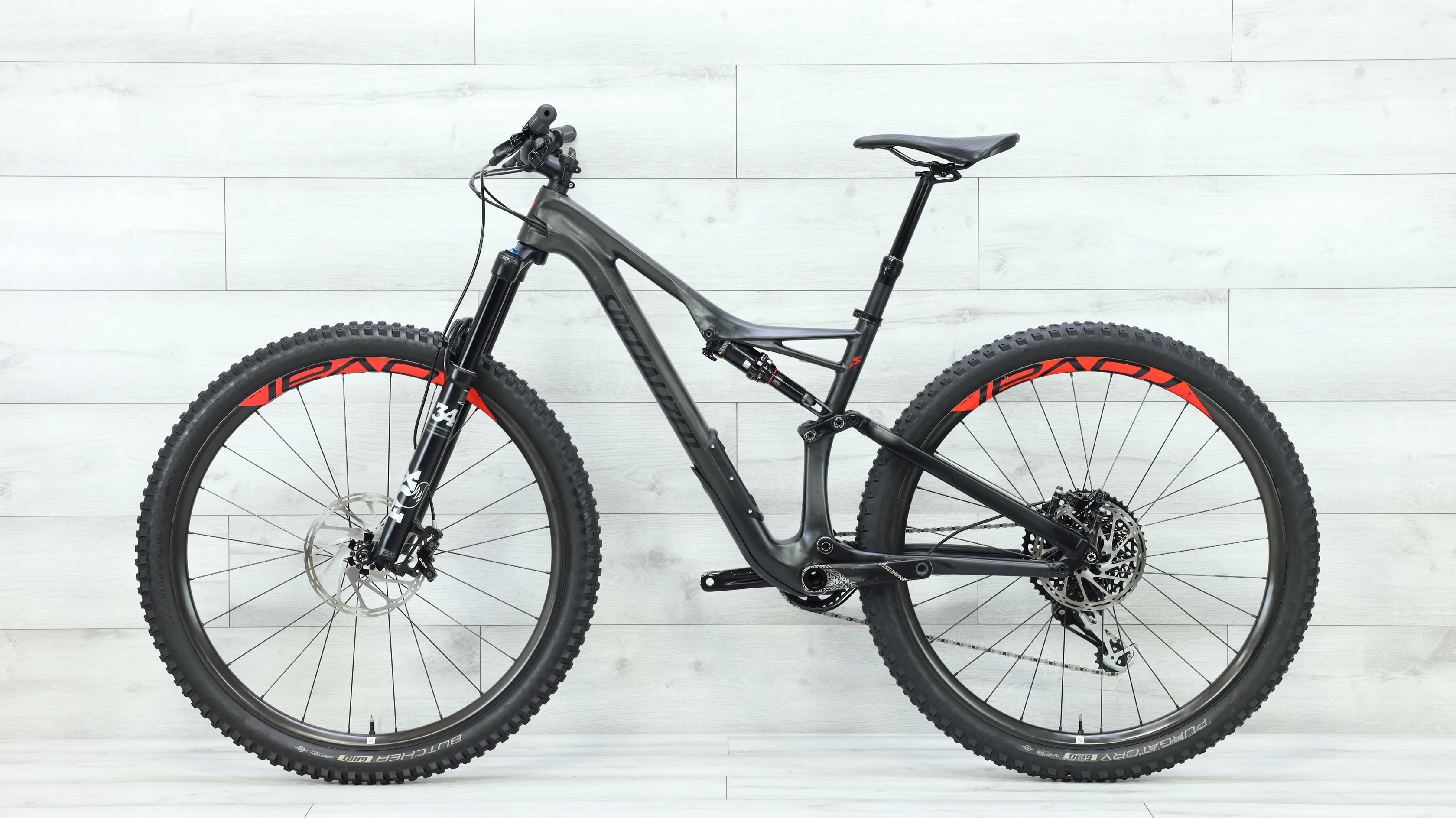 2018 Specialized Stumpjumper Expert 29 Mountain Bike - Medium - Image 2