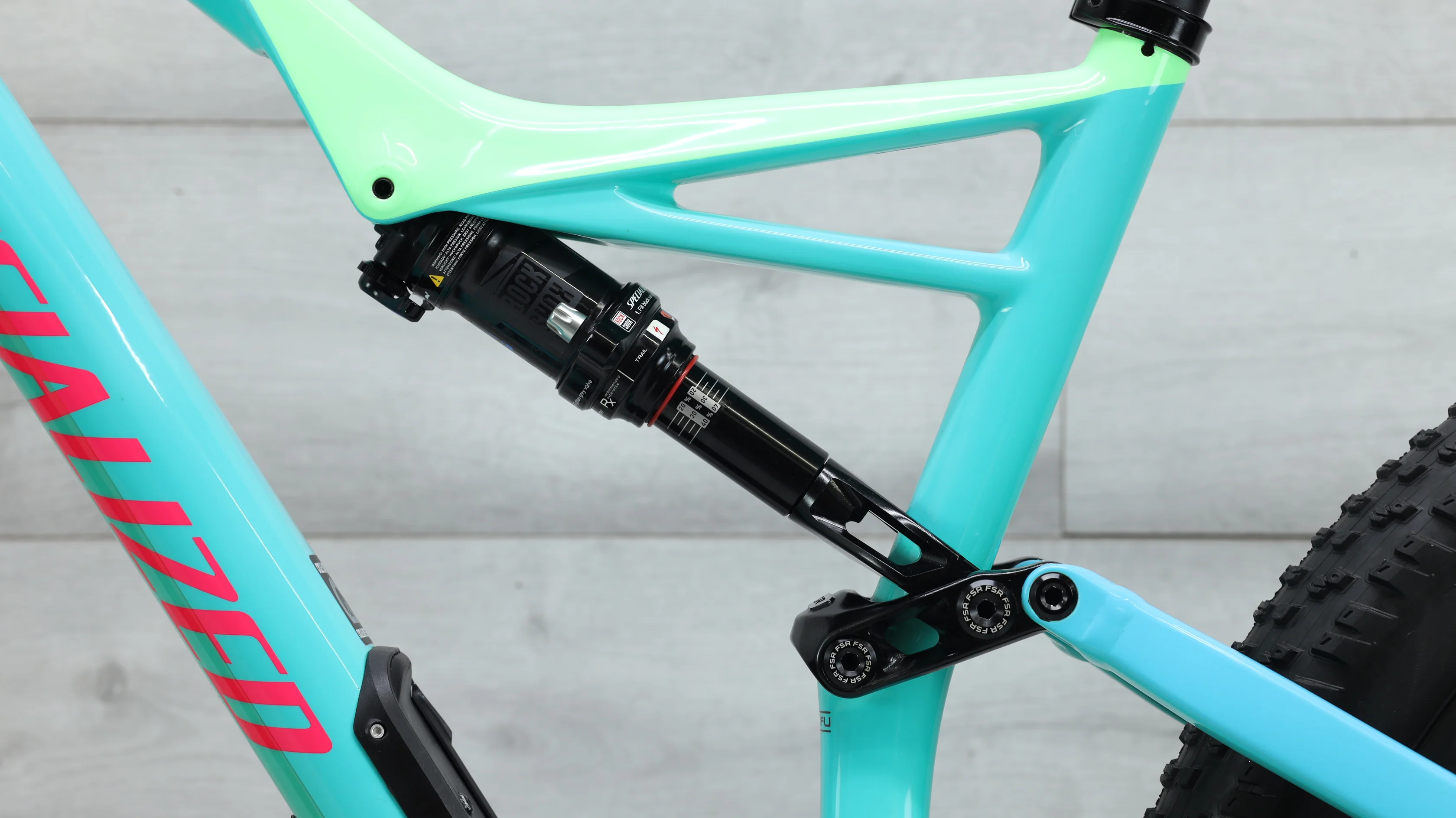 2018 Specialized Stumpjumper Expert 6Fattie Mountain Bike - Large - Image 10