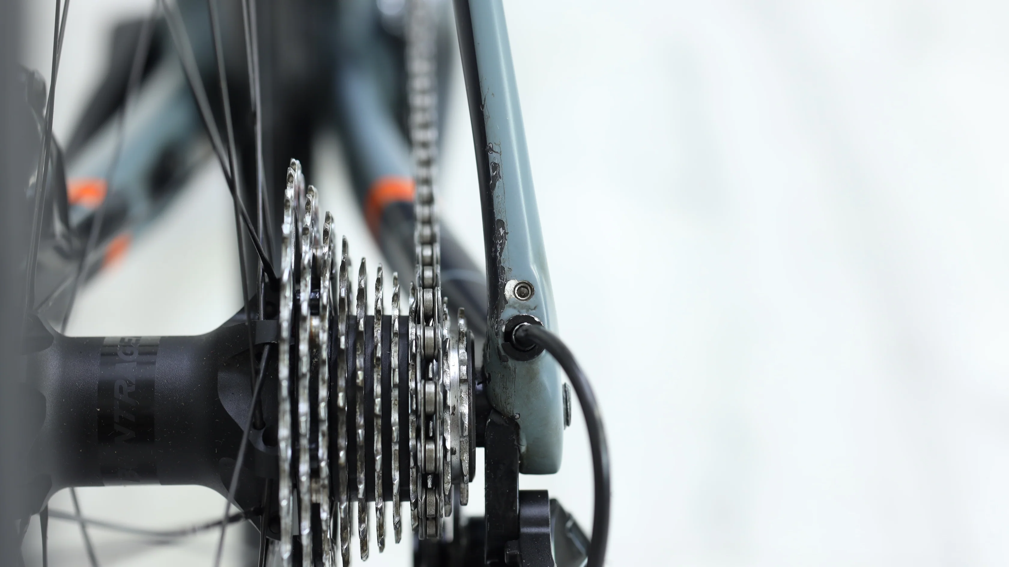 2018 Trek Domane SL 8 Disc Road Bike - 54cm - Image 18