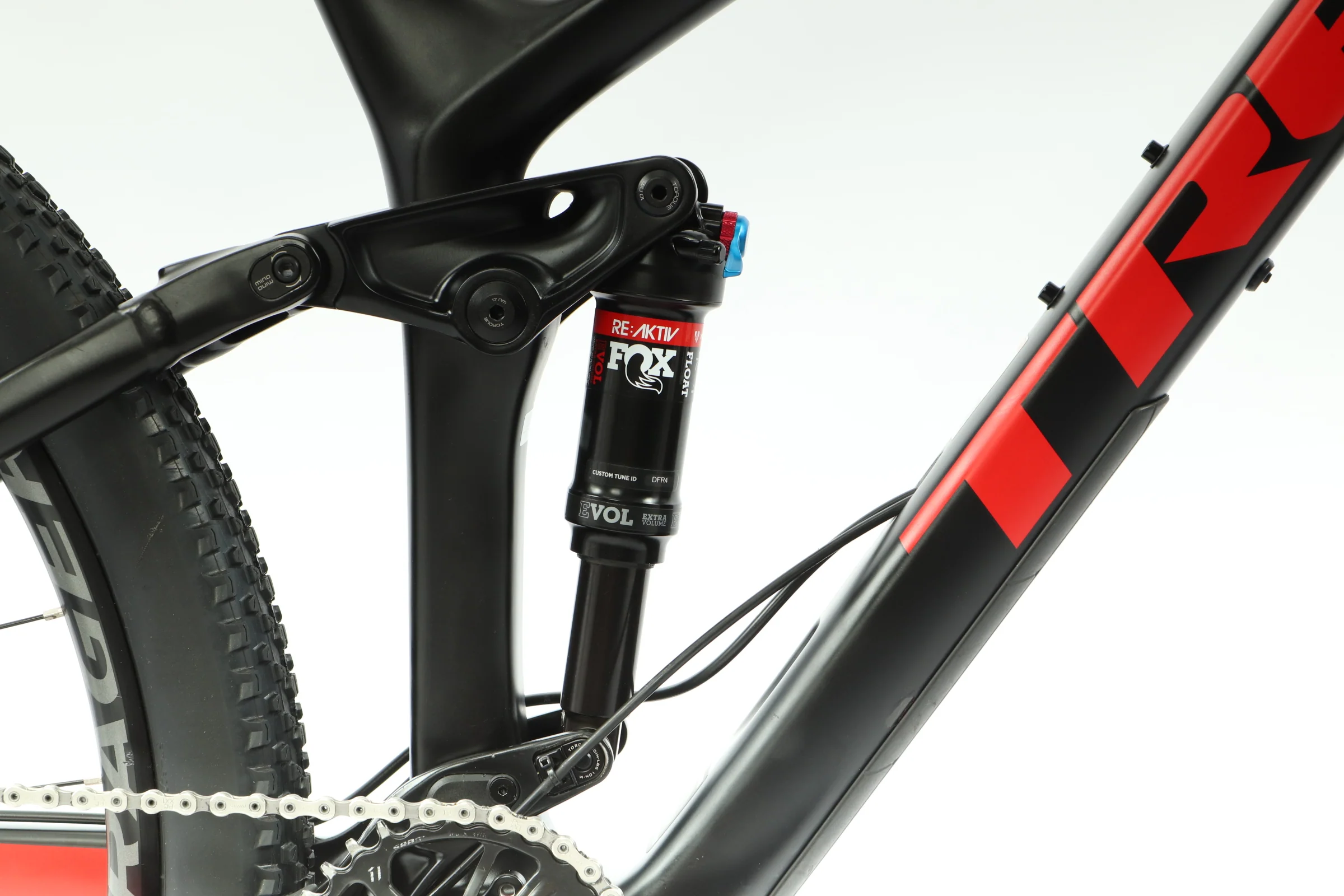 2018 Trek Fuel EX 9.7 29 Mountain Bike - Large - Image 9