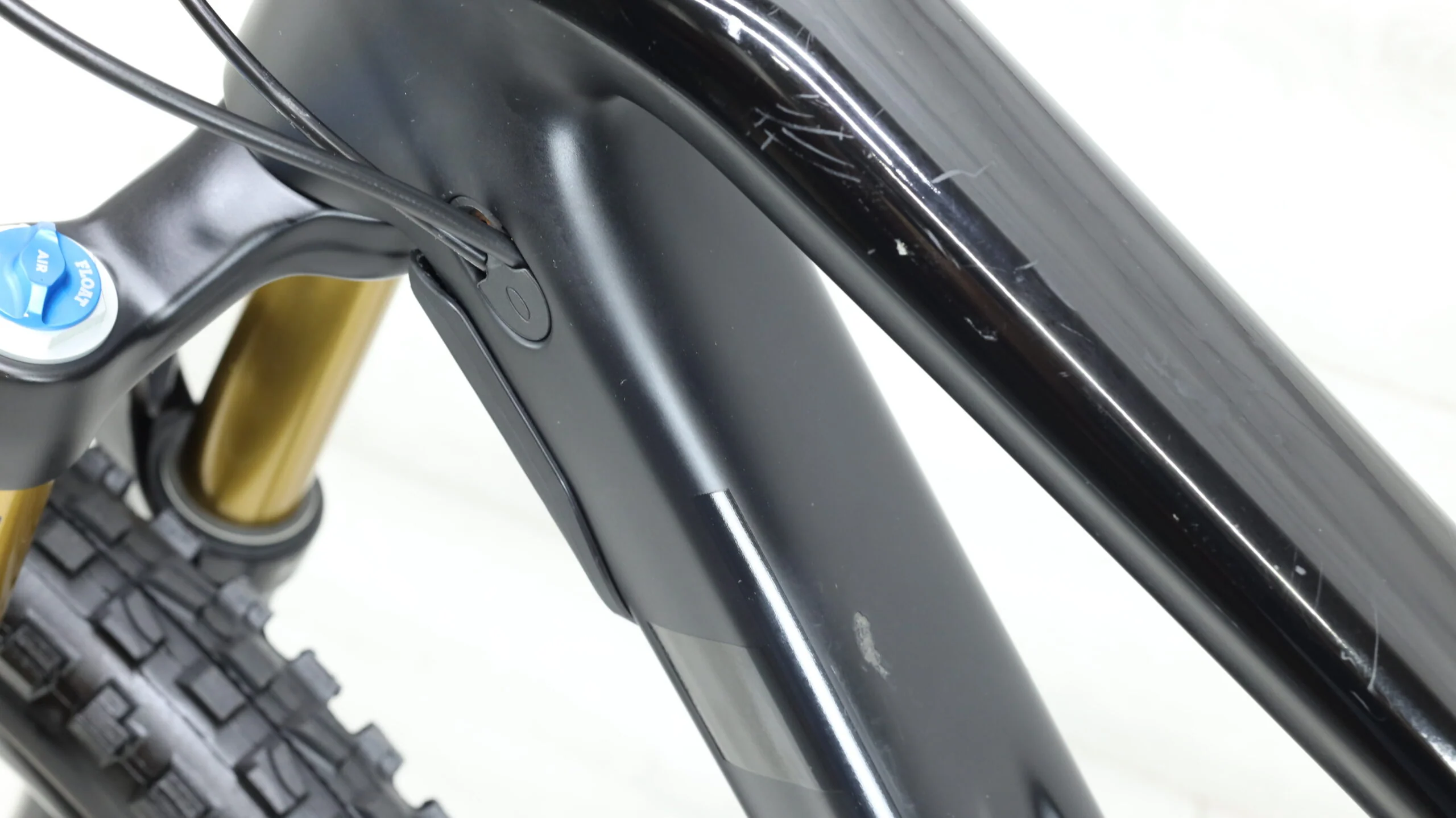 2018 Trek Fuel EX 9.9 29  Mountain Bike - Medium - Image 13