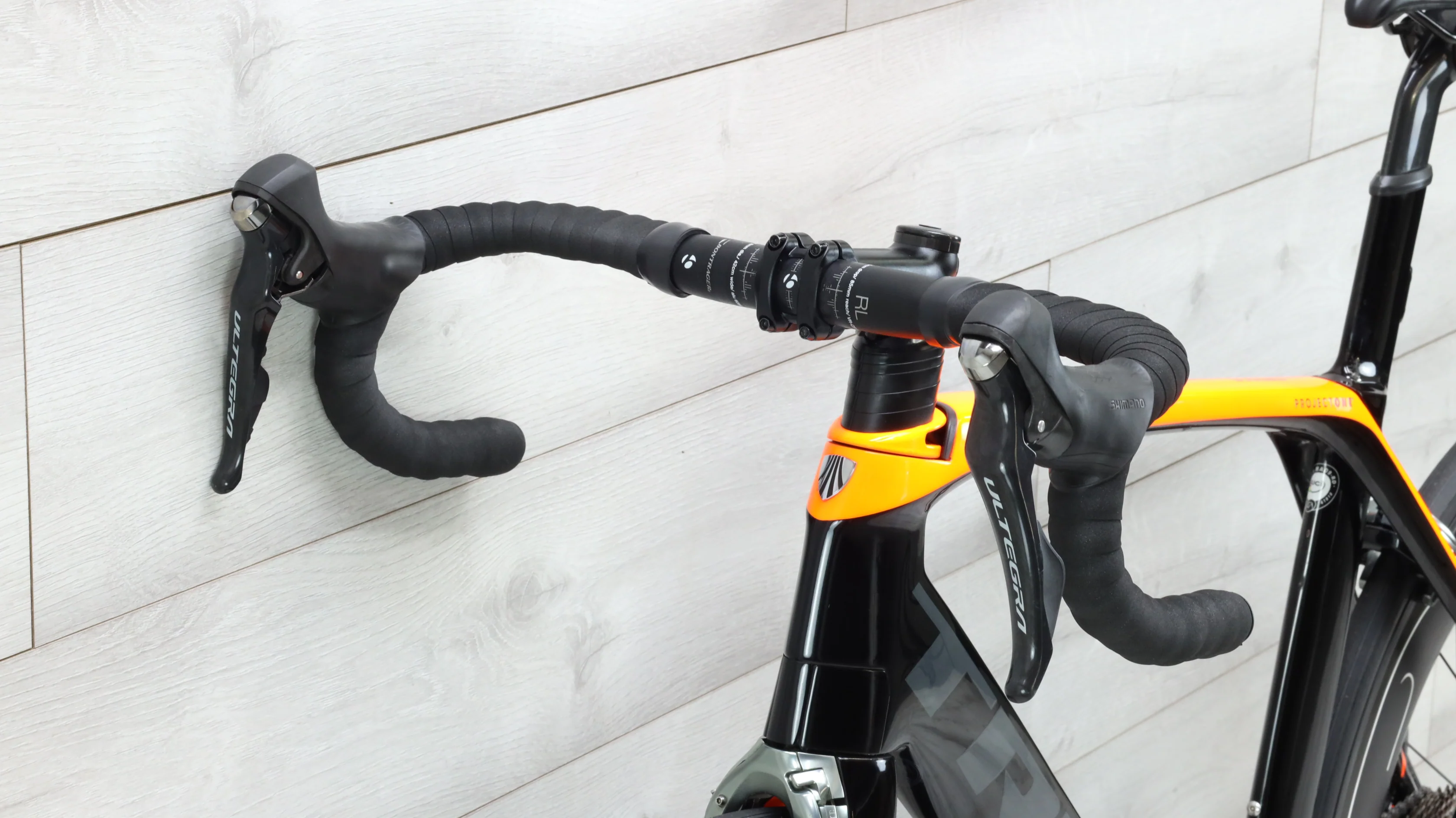 2018 Trek Madone 9 Road Bike - 56cm - Image 8