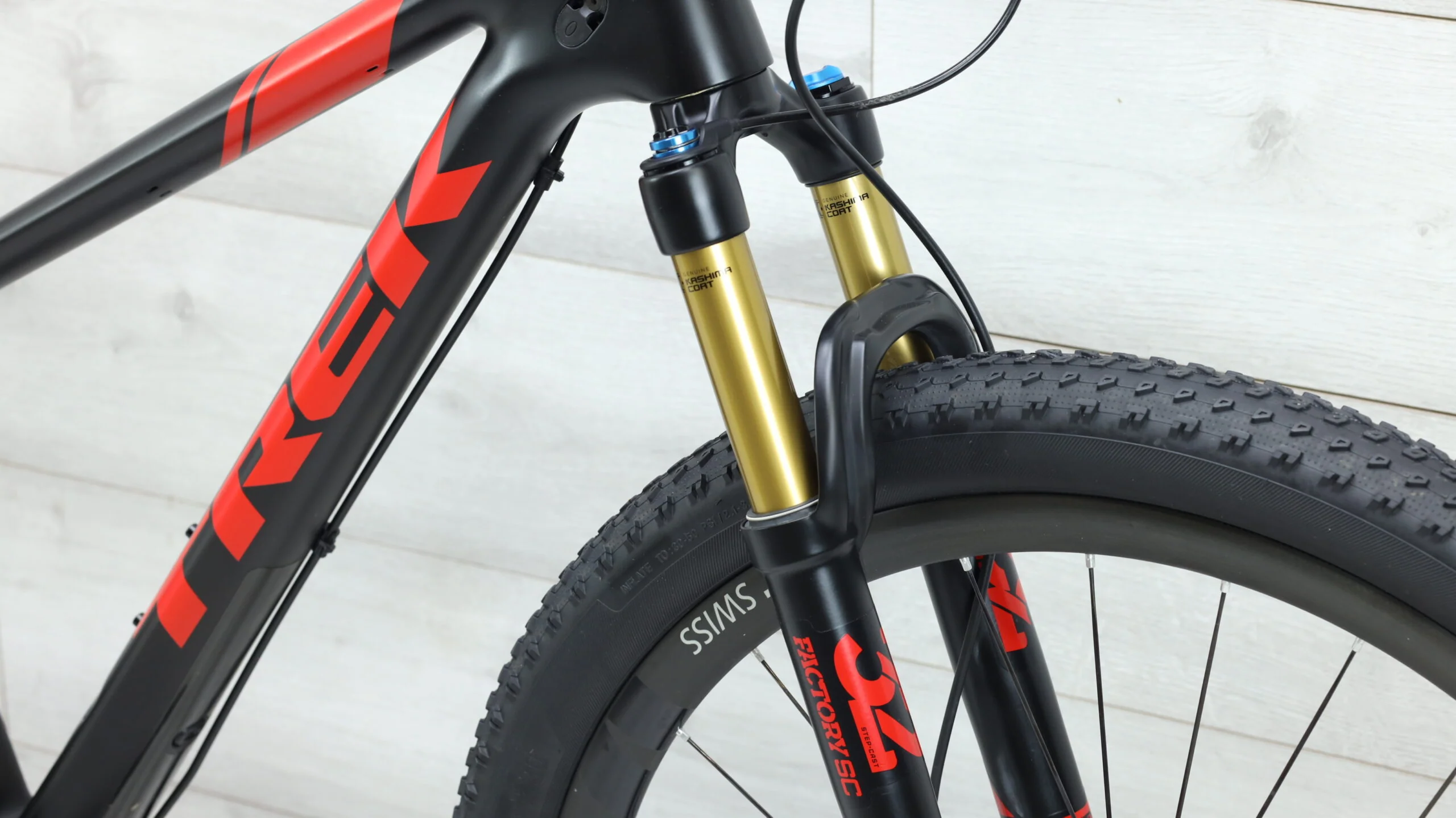 2018 Trek Procaliber 9.9 SL Race Shop Limited Mountain Bike - Small - Image 7