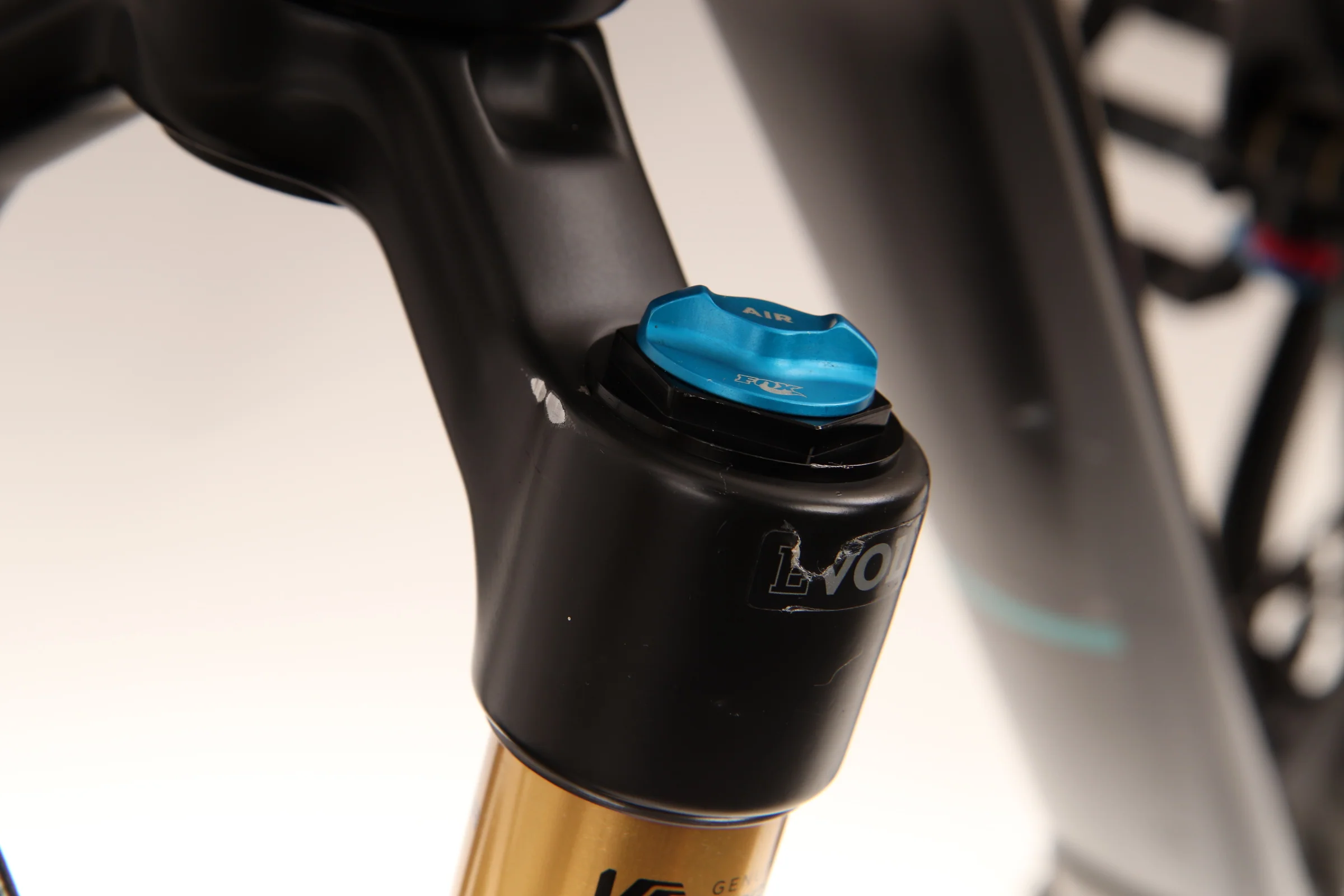 2018 YETI SB100 TURQ X01  Mountain bike - Small - Image 15