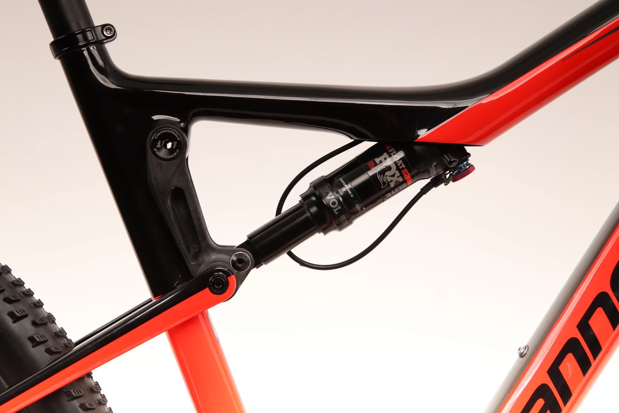 2019 CANNONDALE SCALPEL-SI CARBON 3  Mountain Bike - Large - Image 6