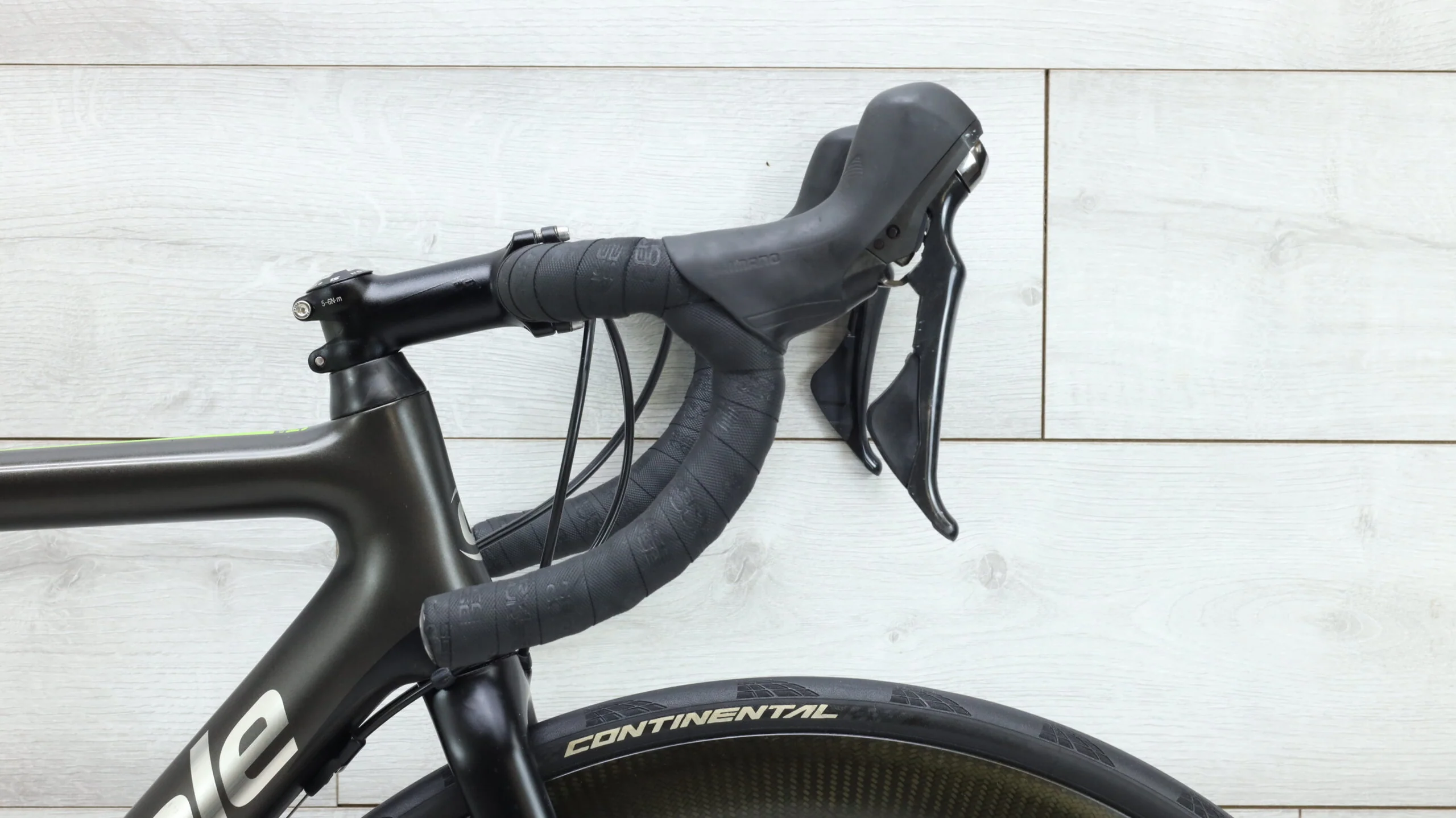 2019 Cannondale SuperSix EVO Carbon Disc Ultegra Road Bike - 52cm - Image 9