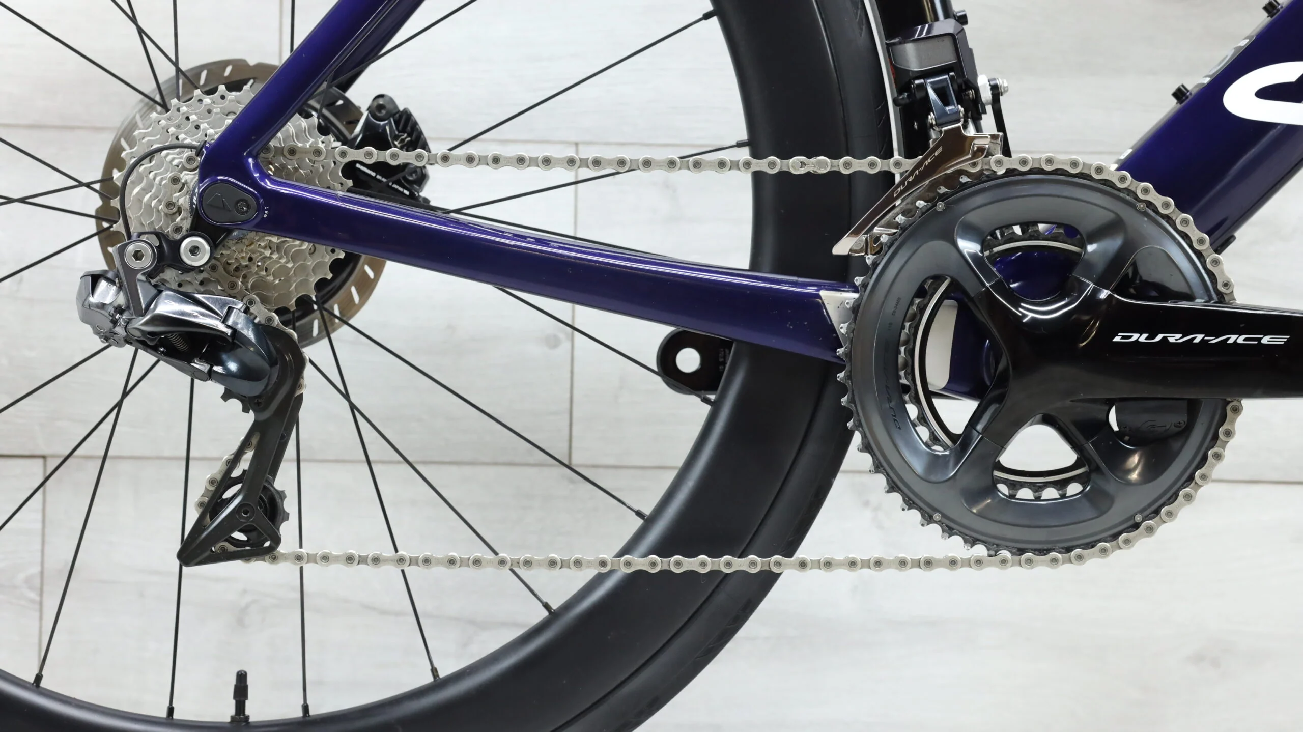 2019 Canyon Aeroad CF SLX Disc 9.0 Di2  Road Bike - X-Large - Image 4